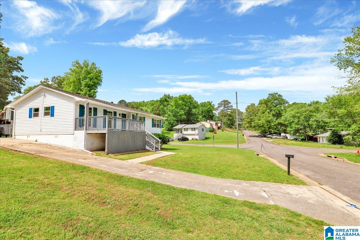 801 COUNTRY VIEW COURT