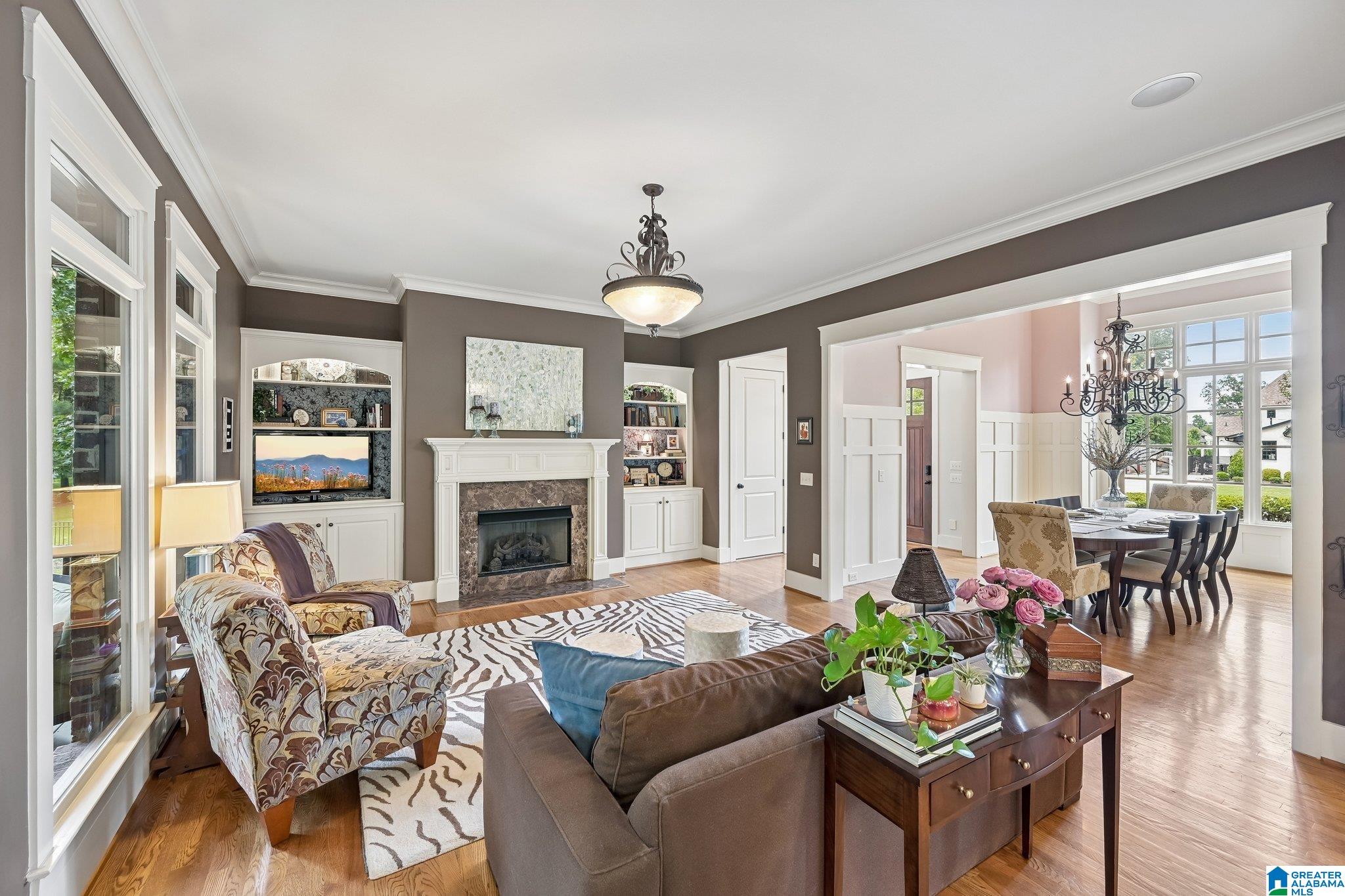 1005 DEXTER CIRCLE