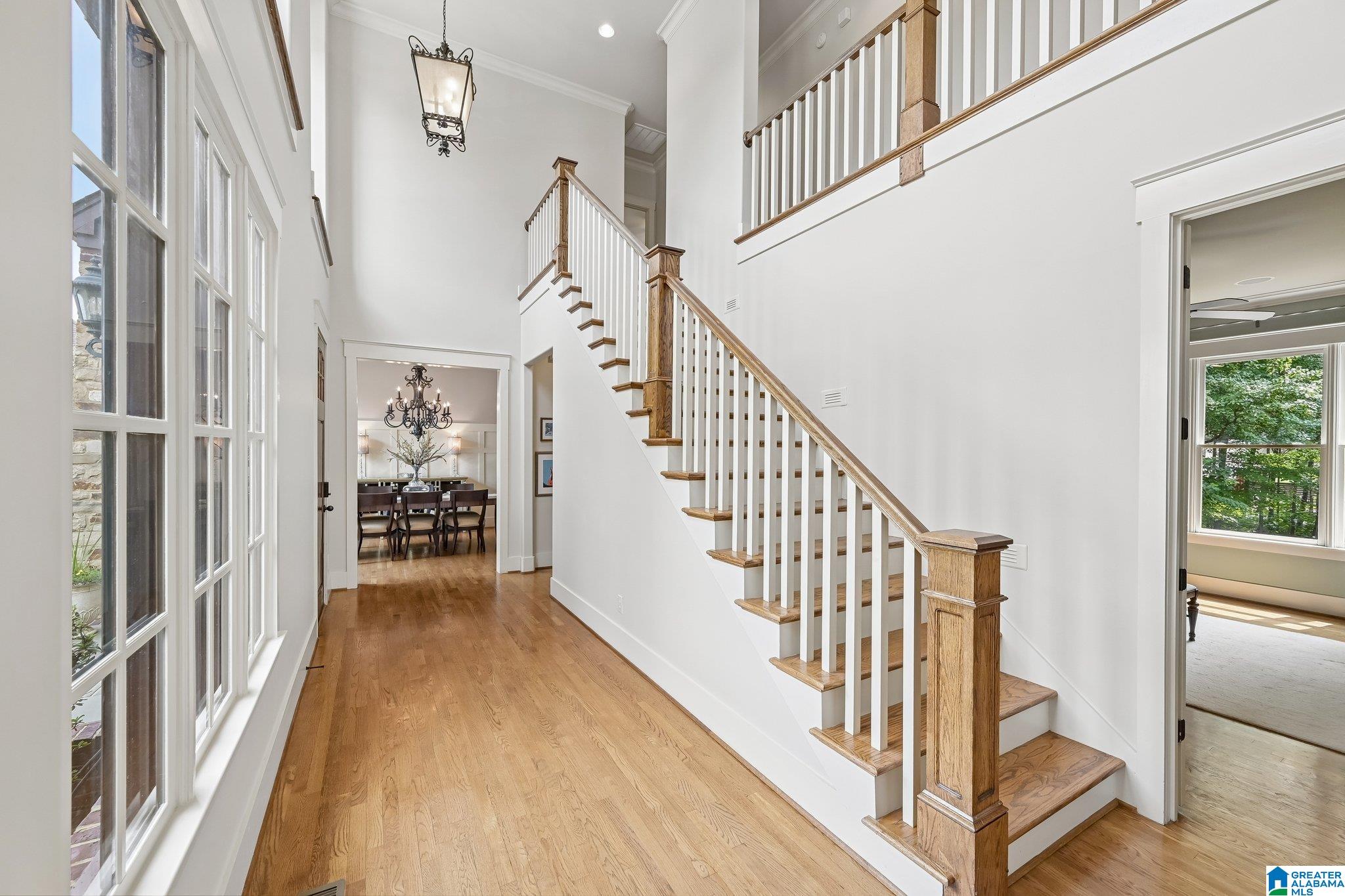 1005 DEXTER CIRCLE