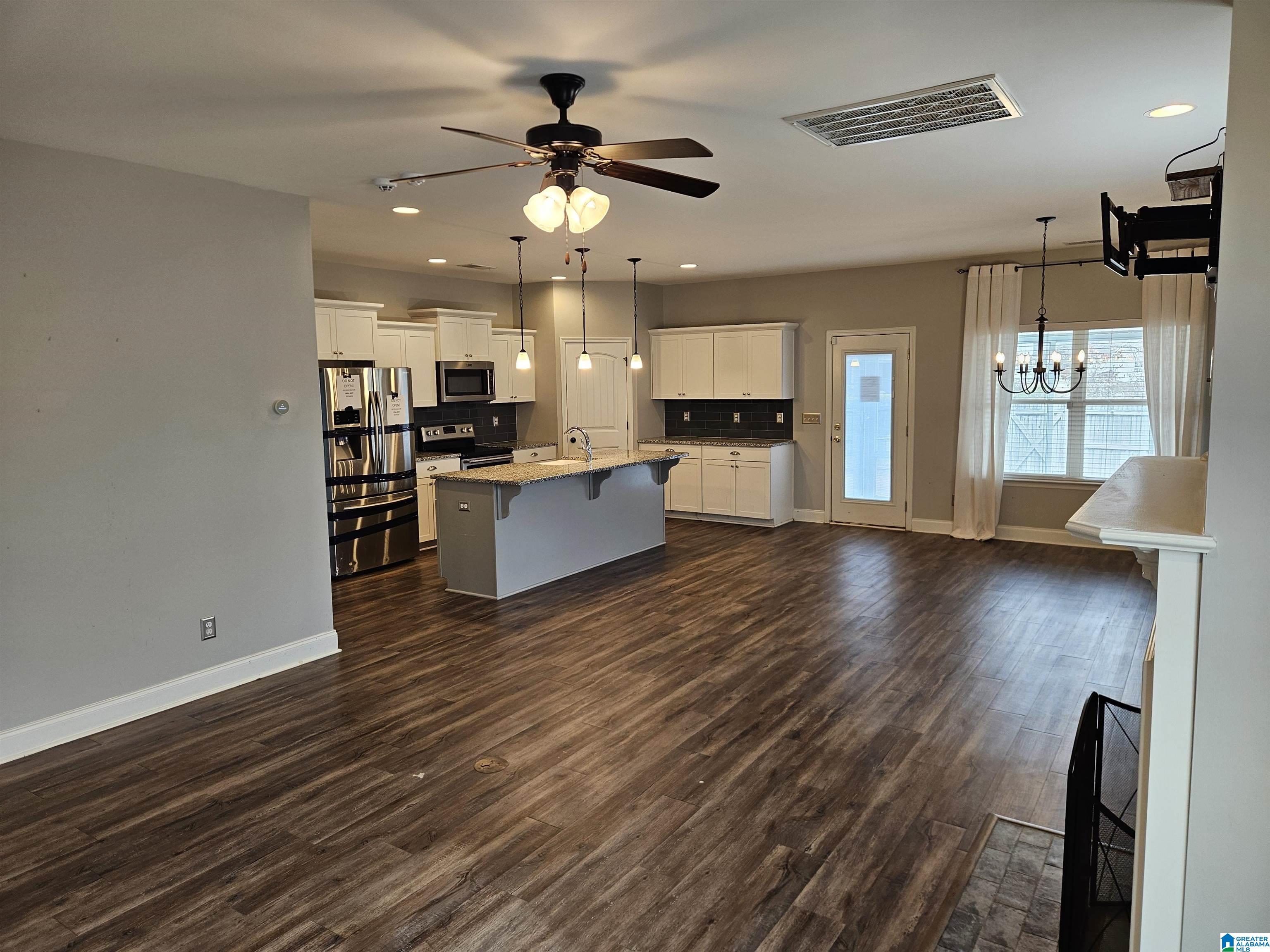 225 SHELBY FARMS BEND