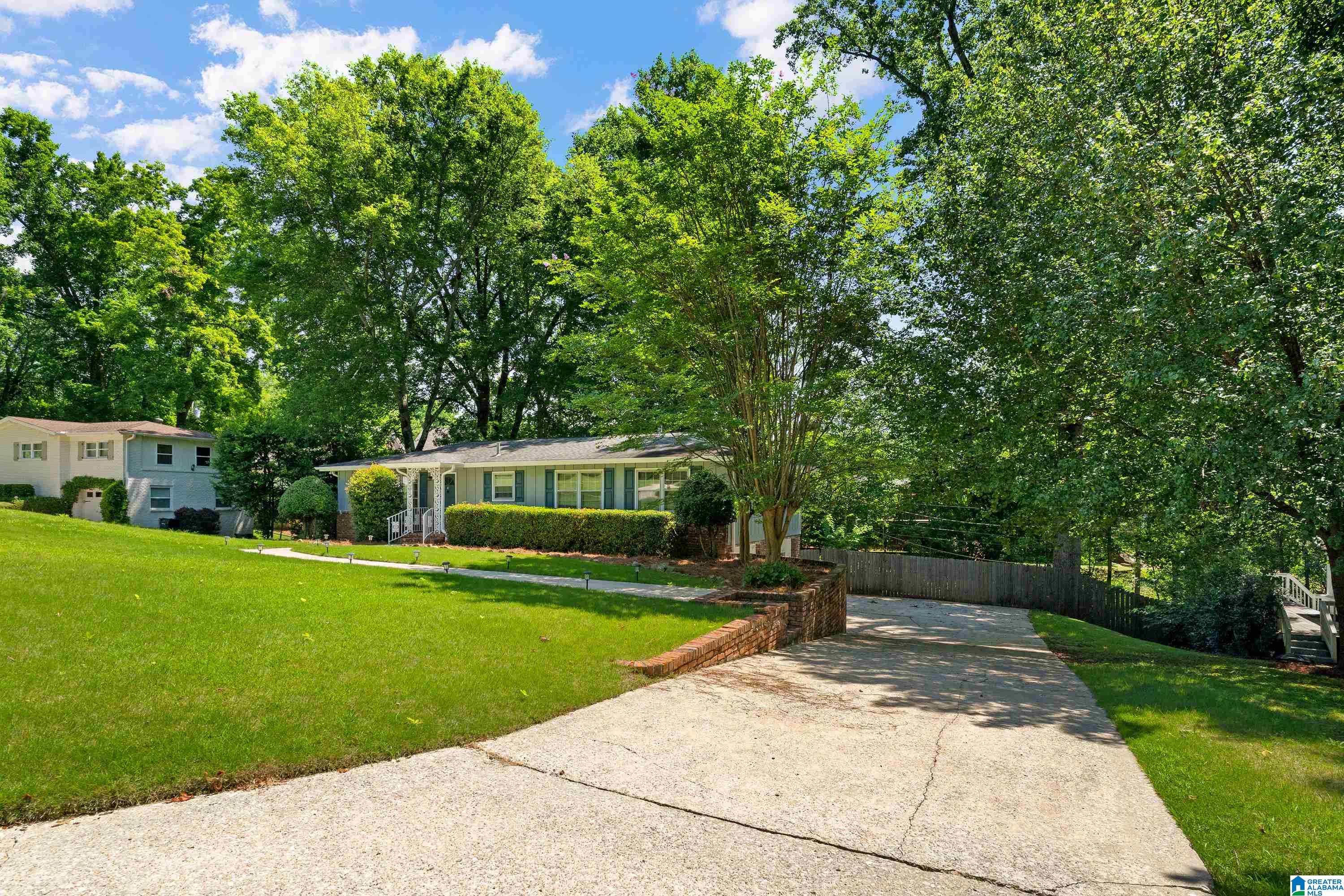 2417 WOODMERE DRIVE