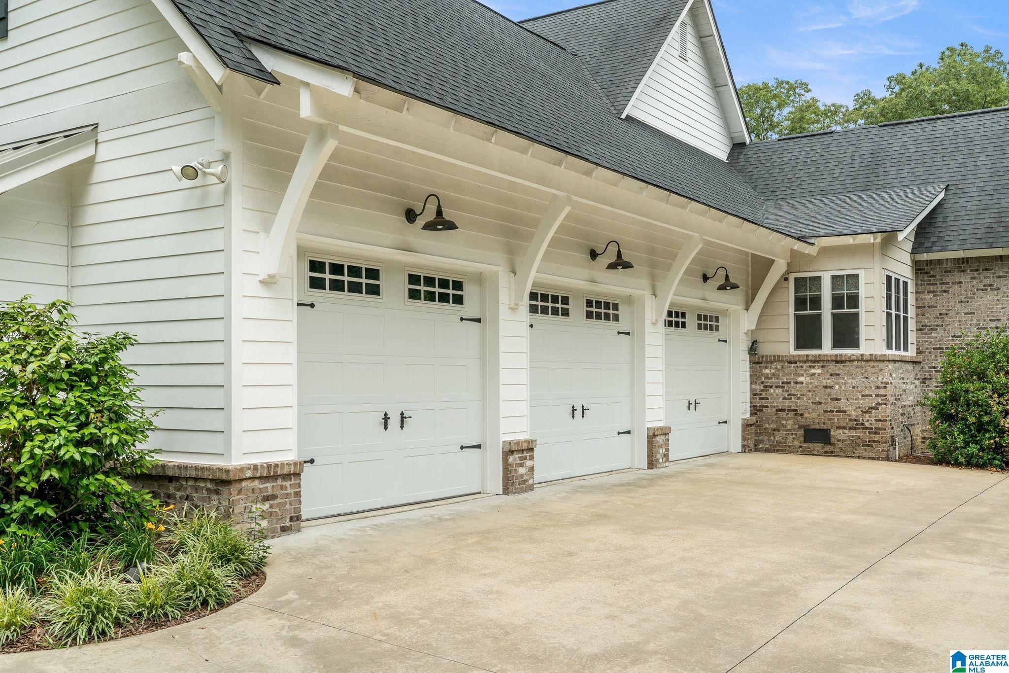 3421 HIGHWAY 109