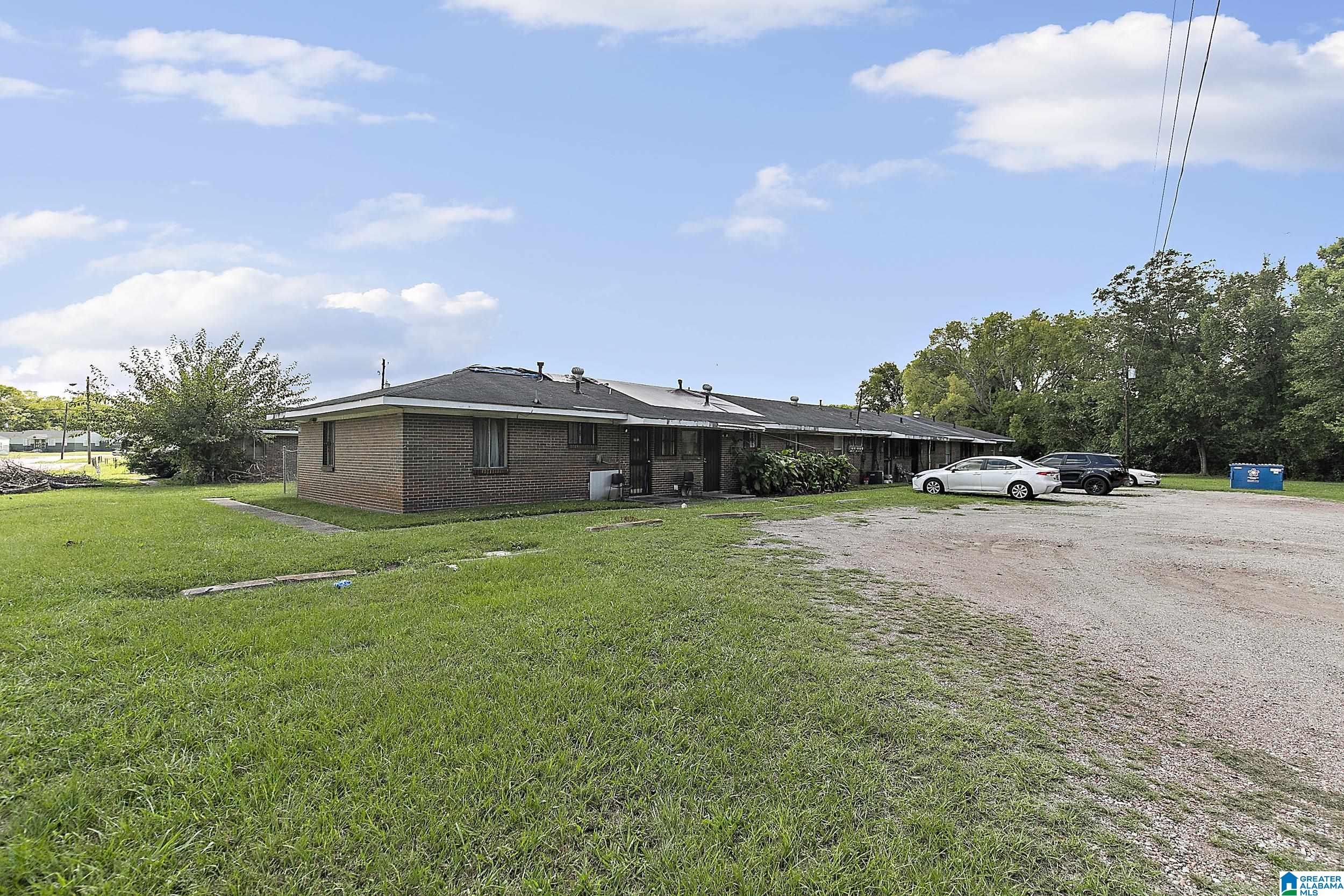 2104 S PARK DRIVE SW