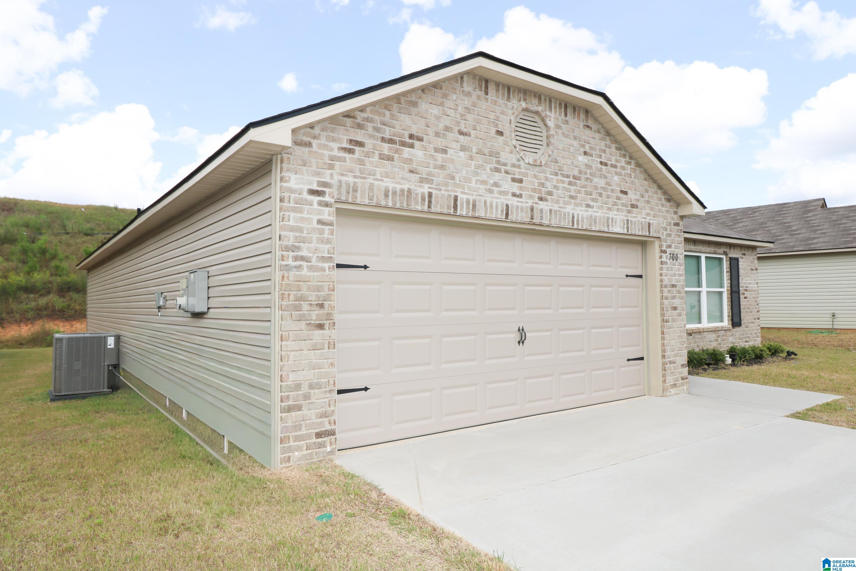 700 ANTLER WAY