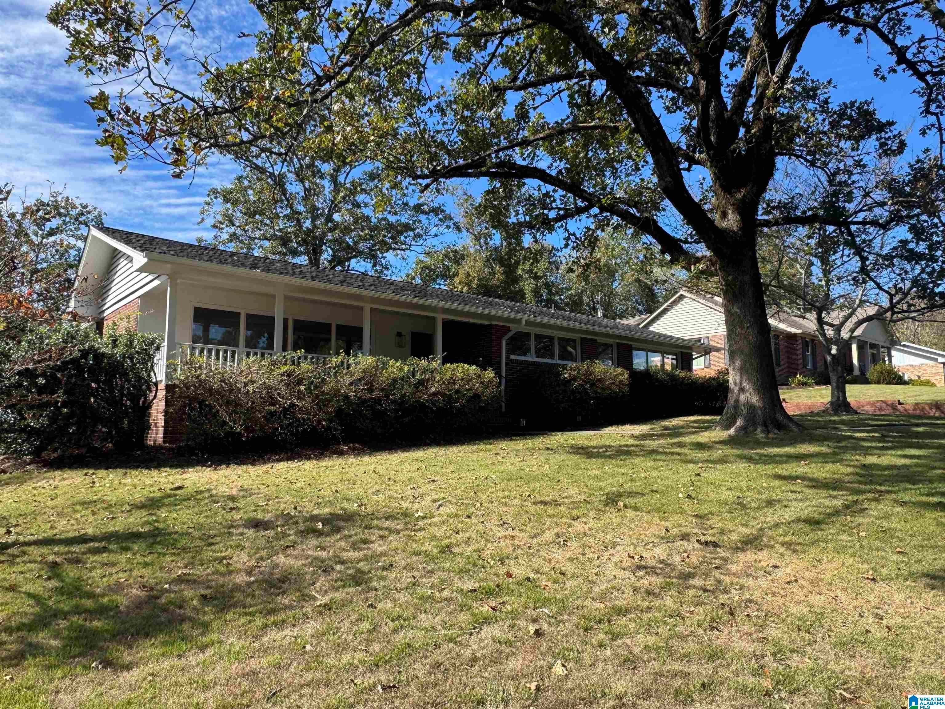 2624 WILLOW BROOK LANE