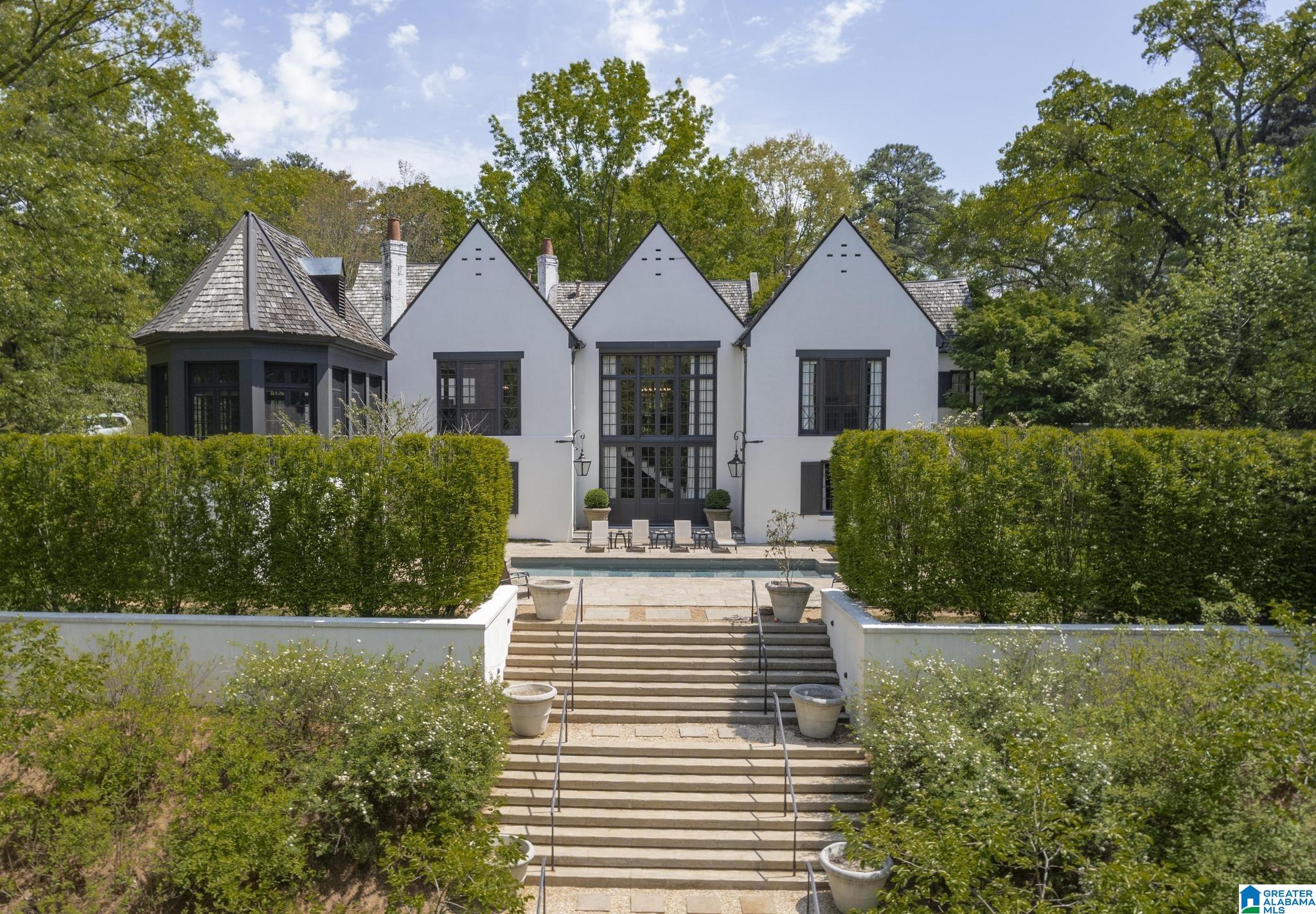 2708 ABINGDON ROAD