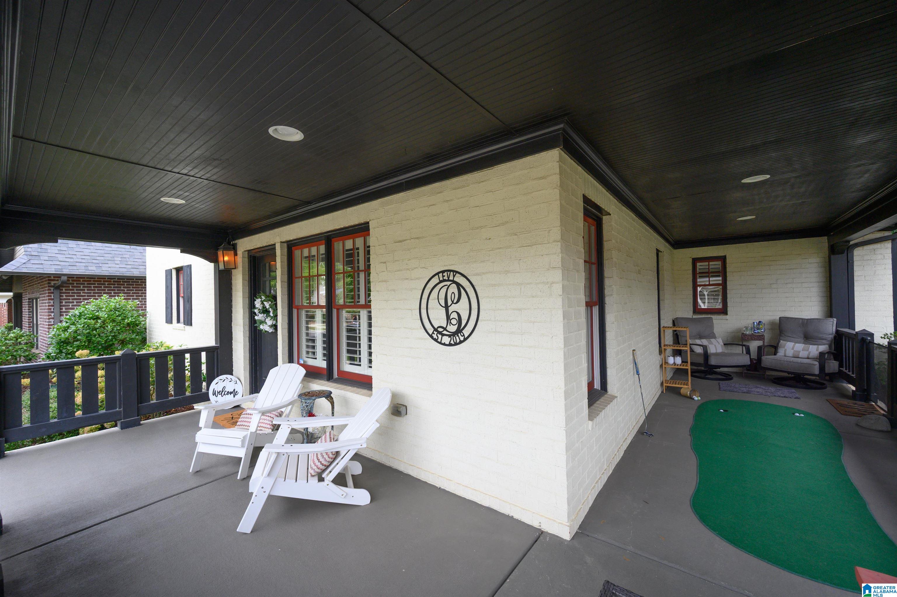 2438 NORTHAMPTON DRIVE