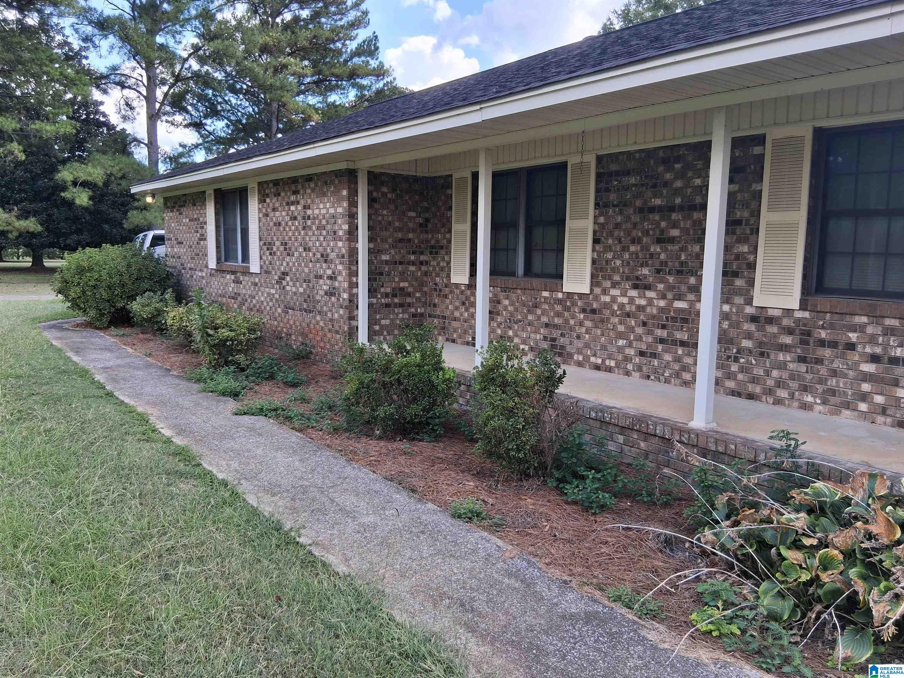 985 FOREST GLEN ROAD