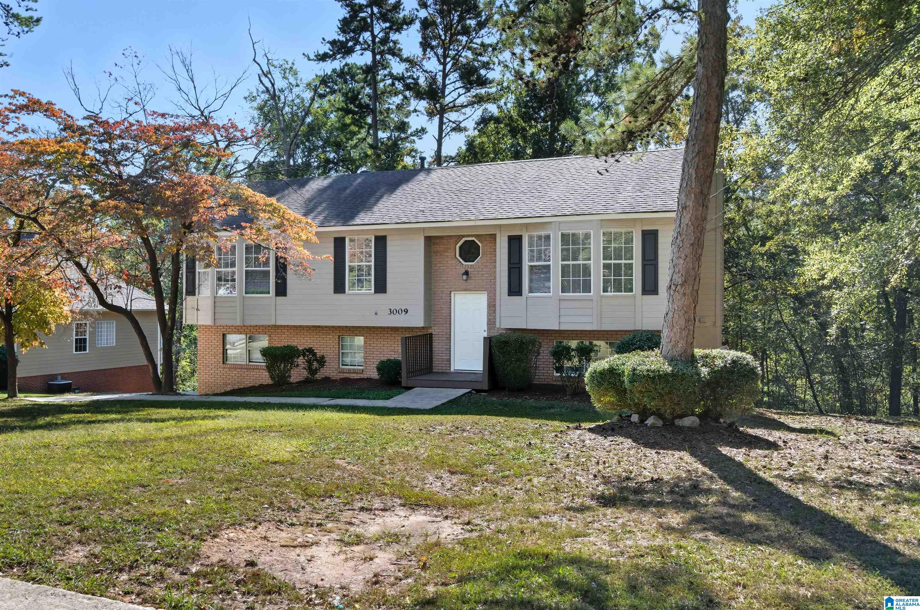 3009 WOOD CIRCLE