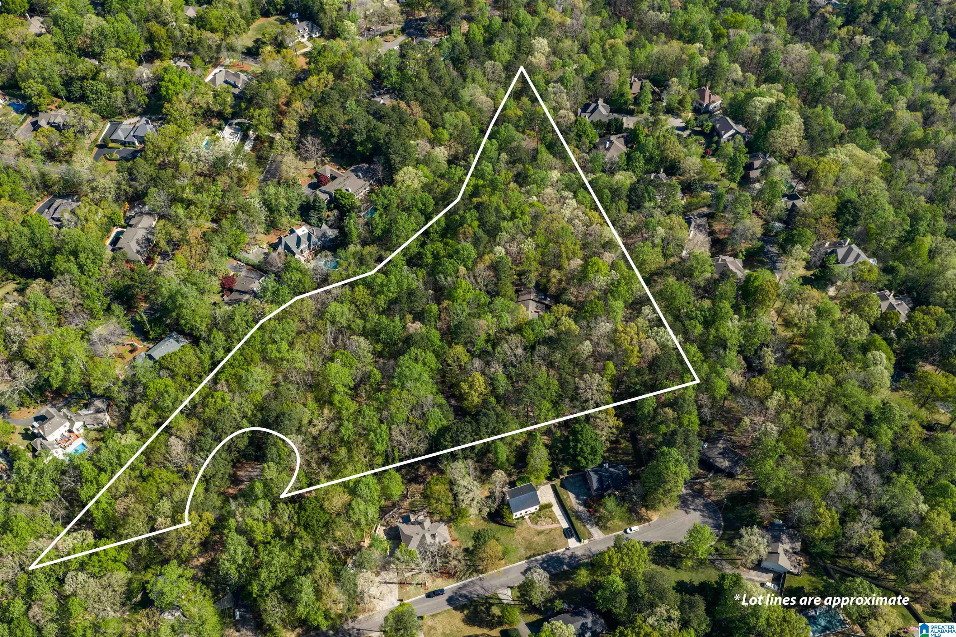 3829 WHITE OAK DRIVE