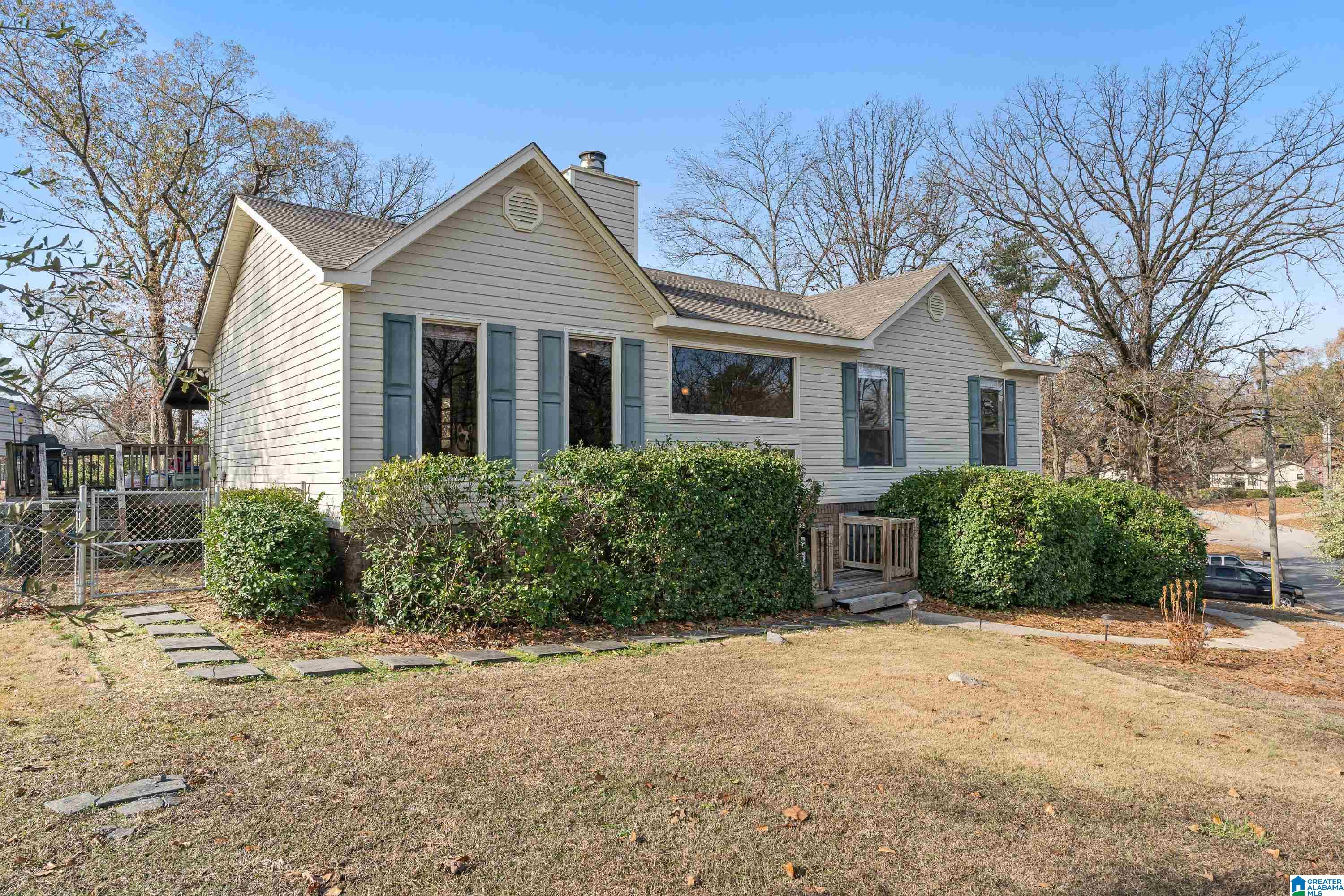 140 SOUTHERN HILLS DRIVE