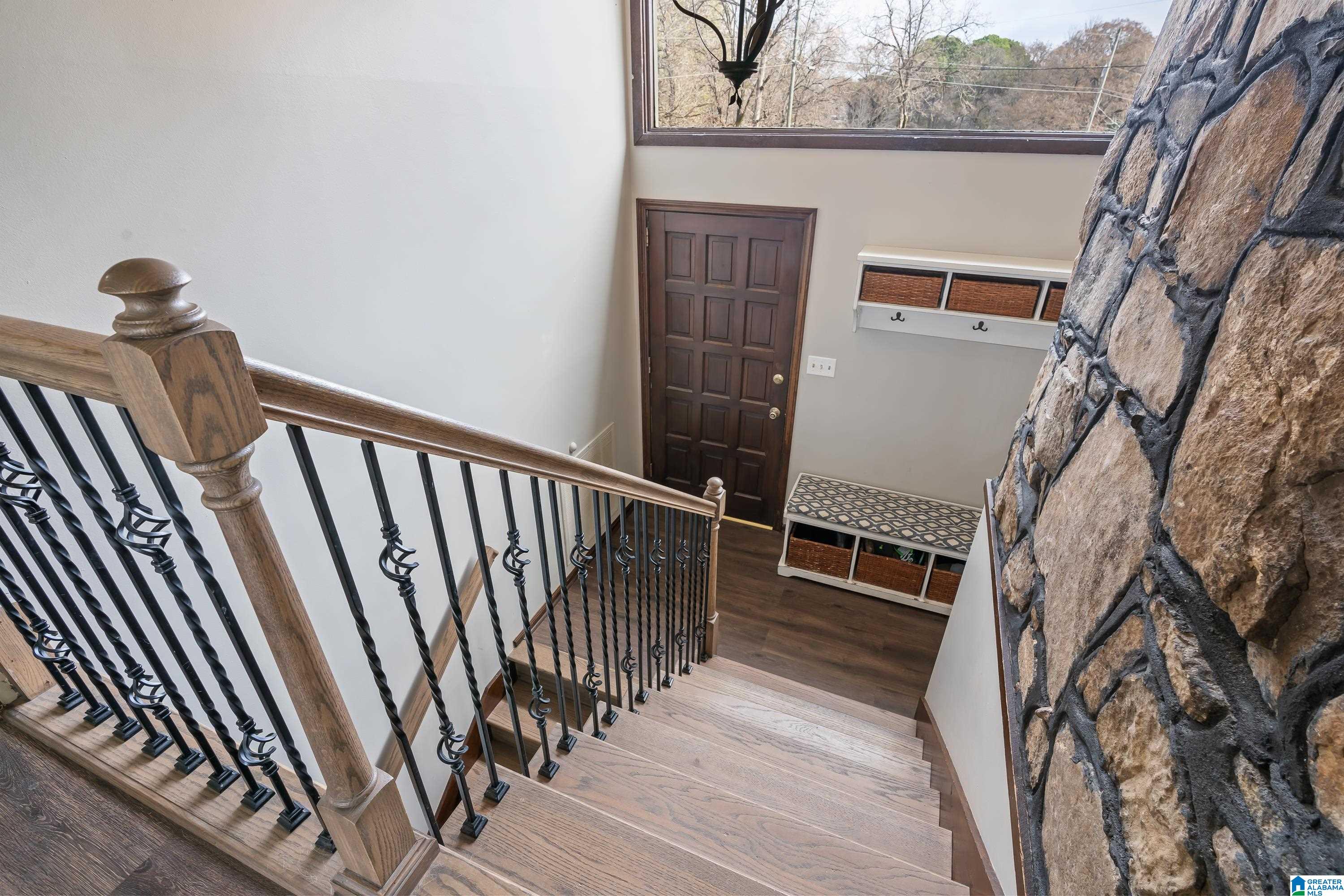 140 SOUTHERN HILLS DRIVE