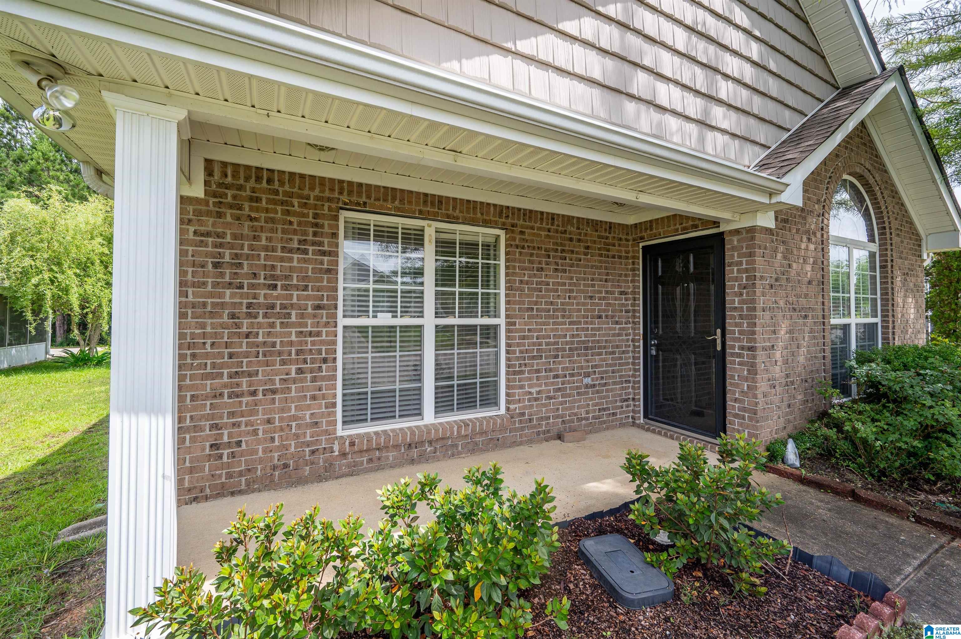 Photo 1 of 36 — 257 VILLAGE DRIVE, CALERA, AL 35040