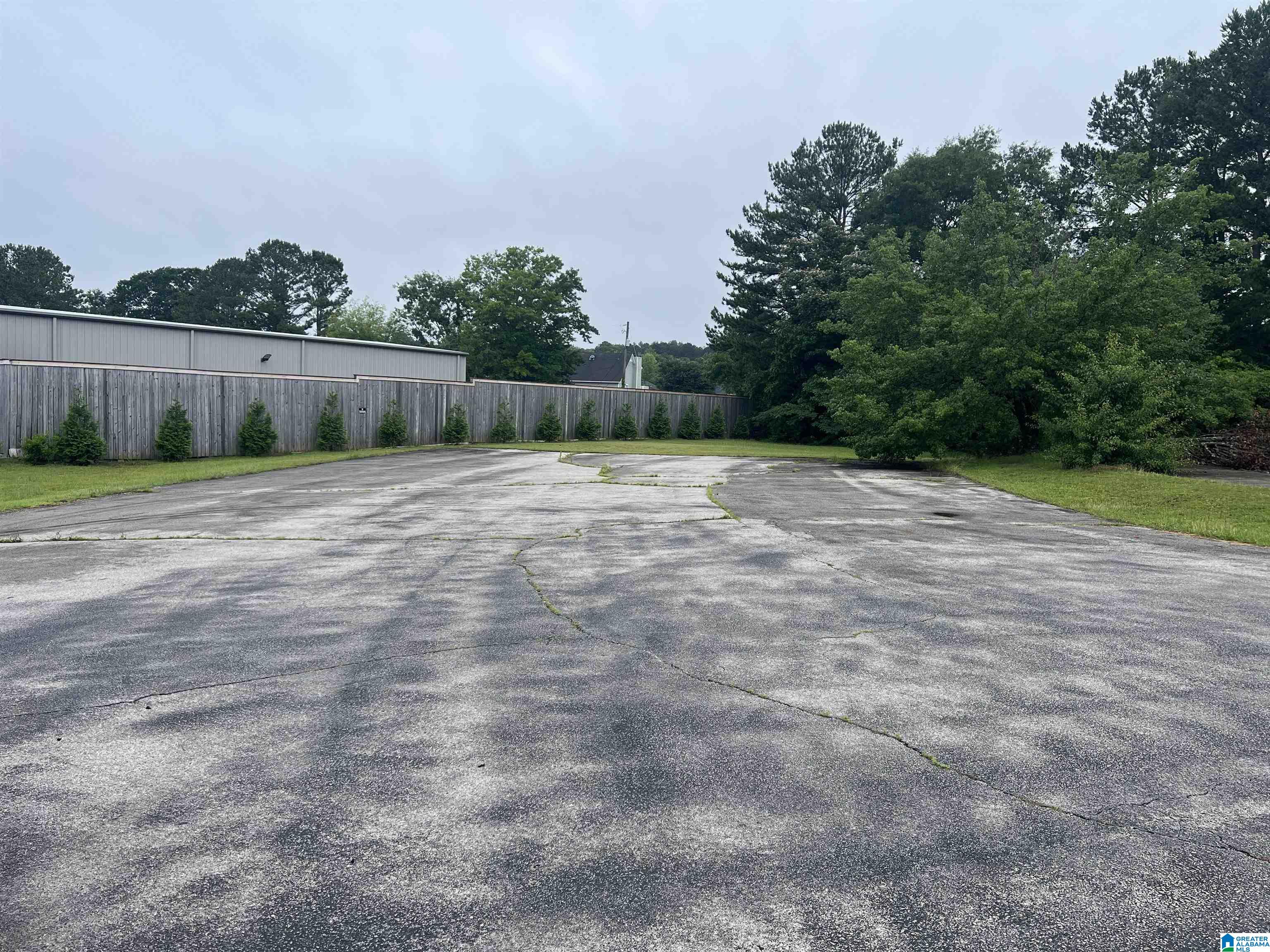 2441 MOODY PARKWAY