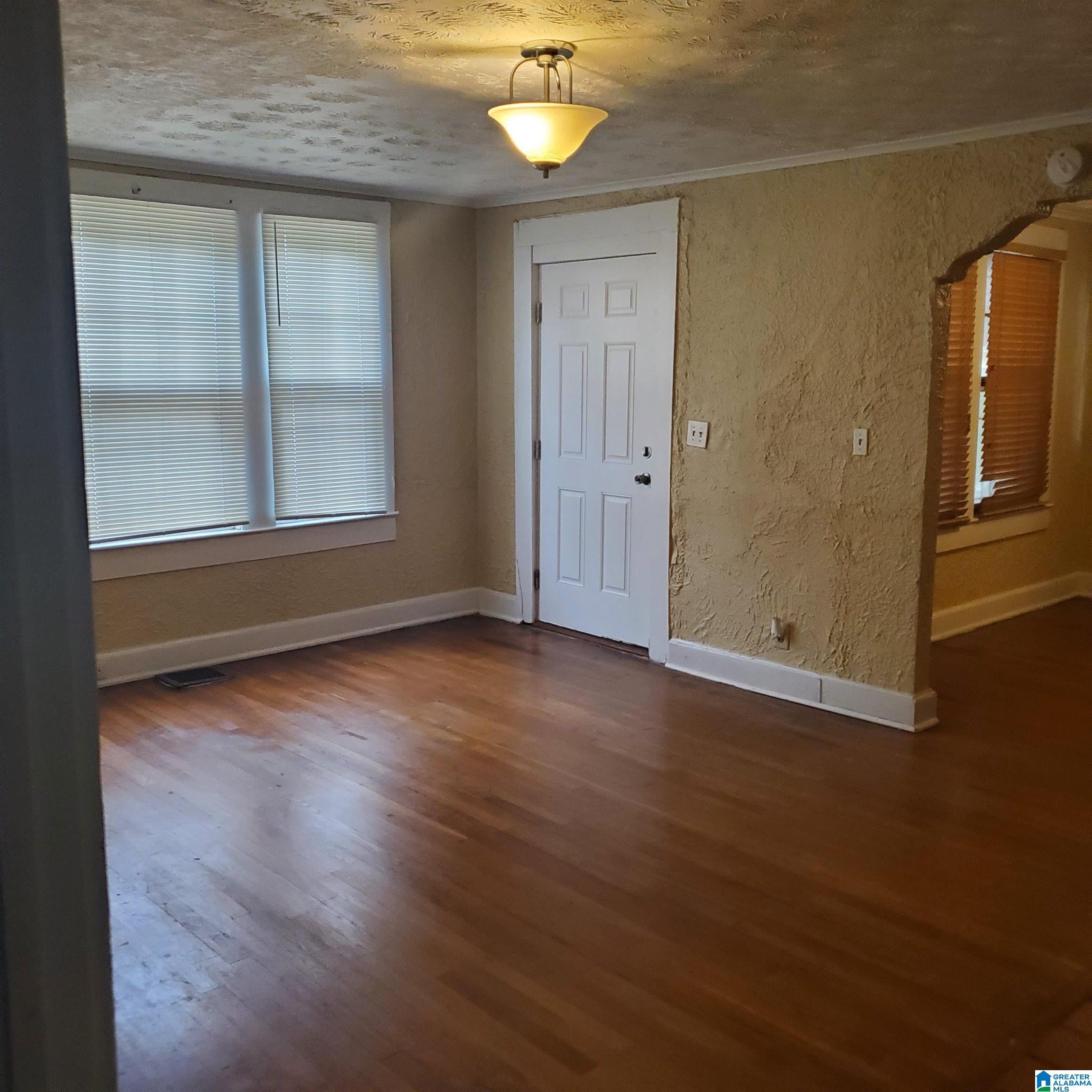 1640 GRAYMONT AVENUE W