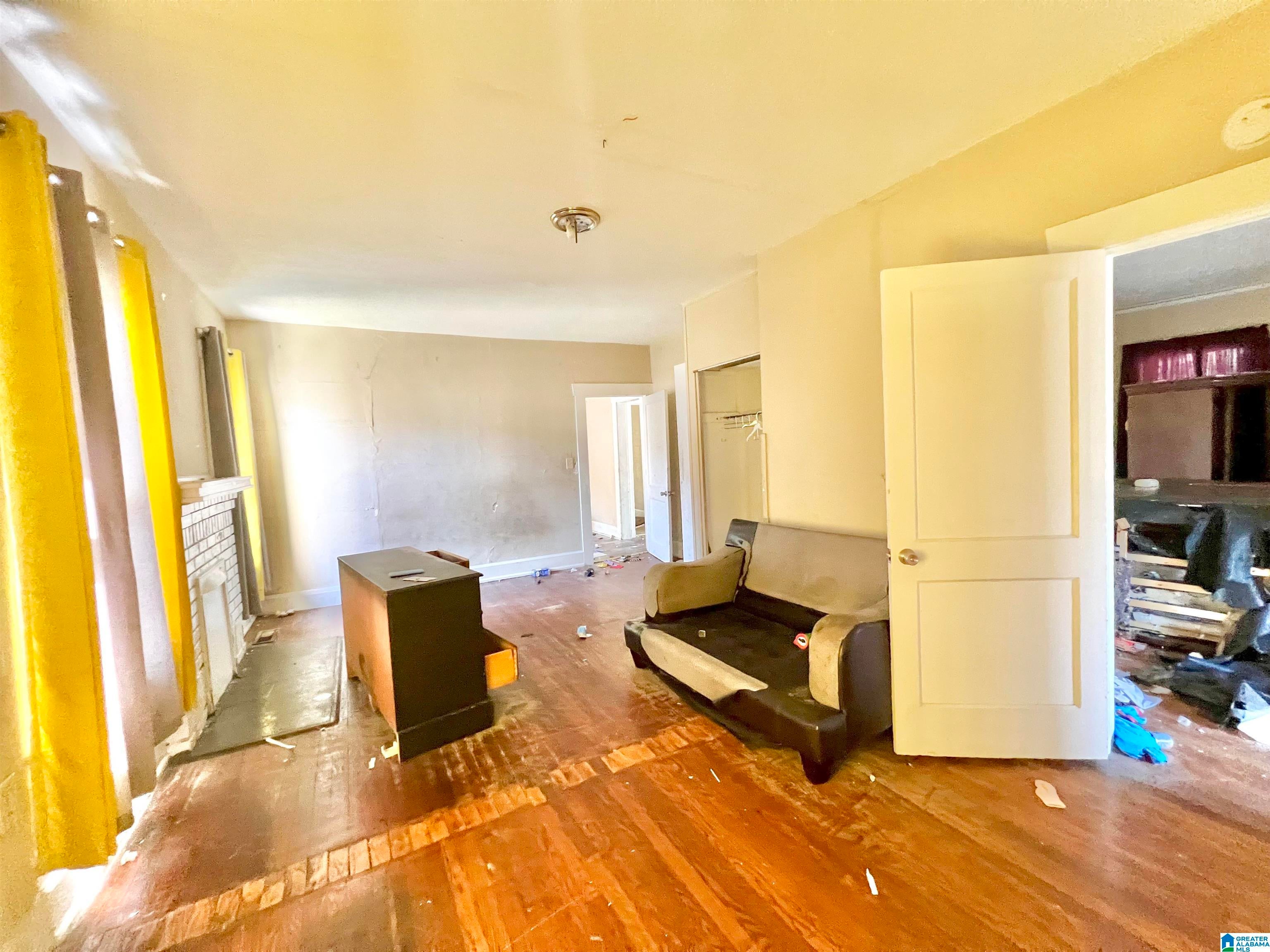 1801 32ND STREET