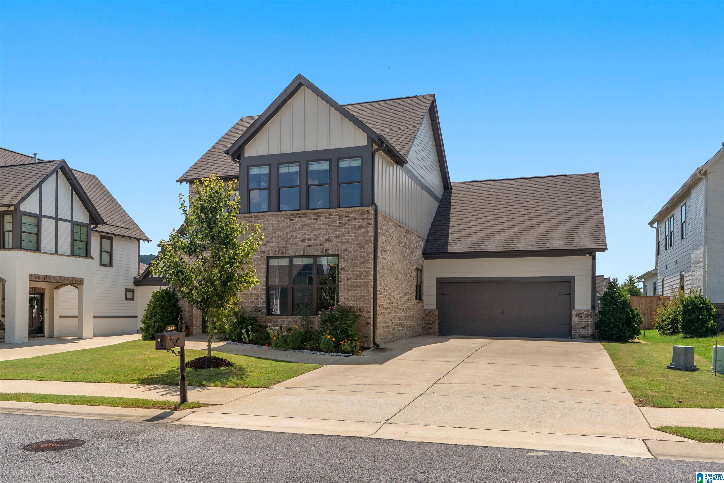 830 GRIFFIN PARK CIRCLE