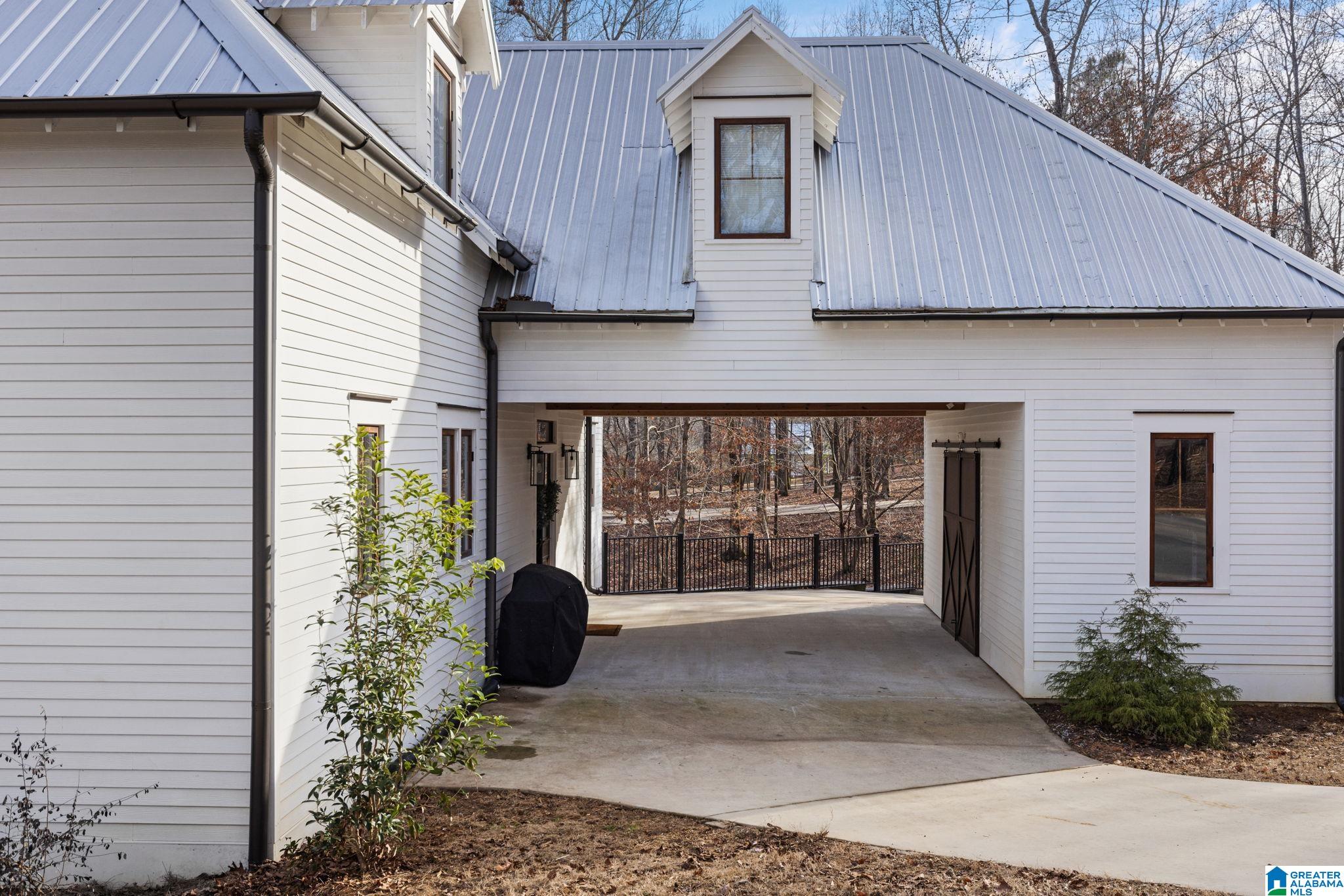 202 COUNTY ROAD 327