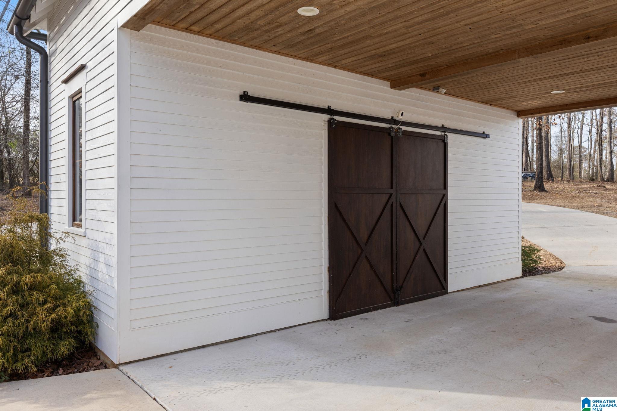 202 COUNTY ROAD 327