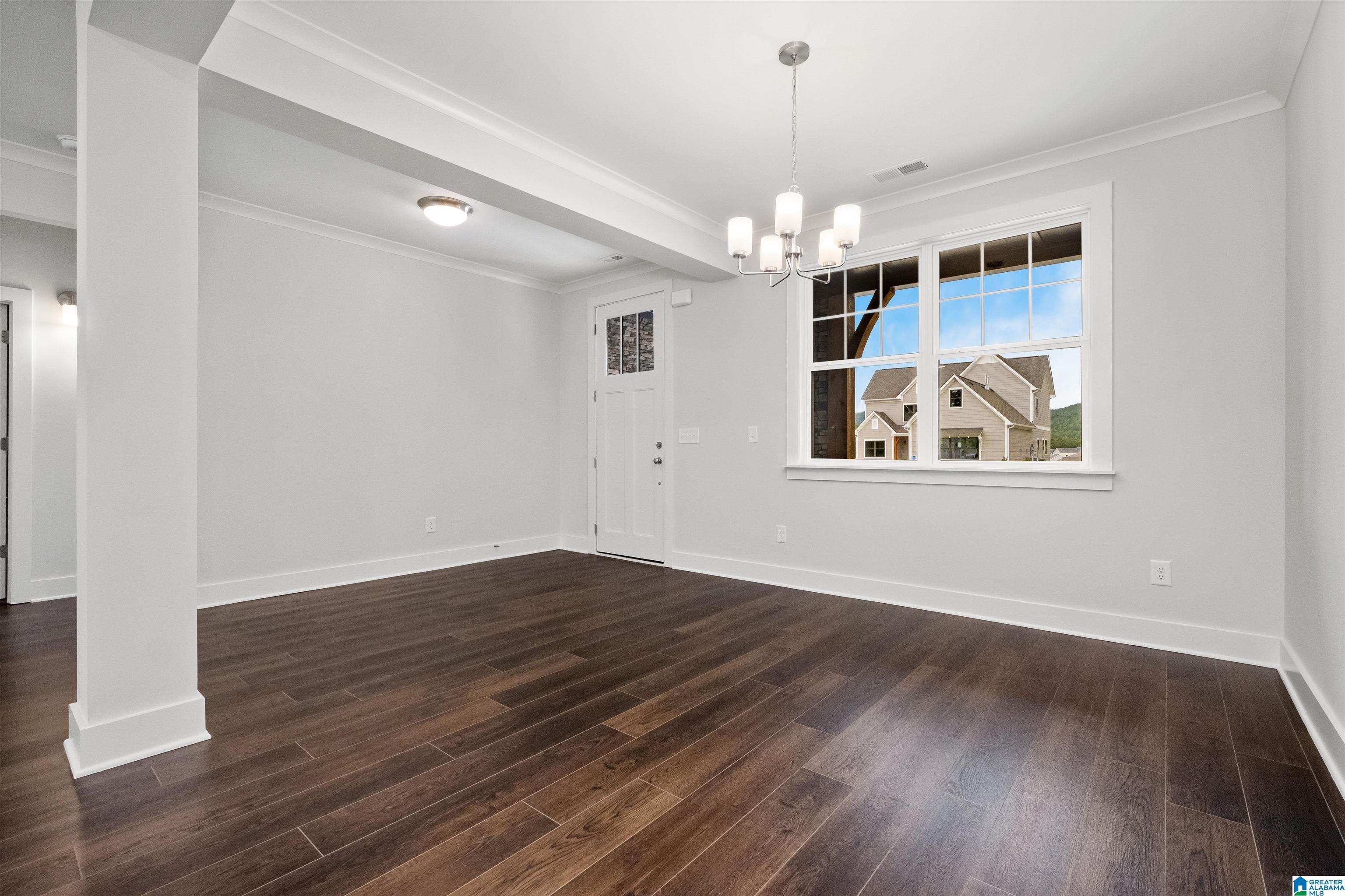 217 SAWMILL LOOP