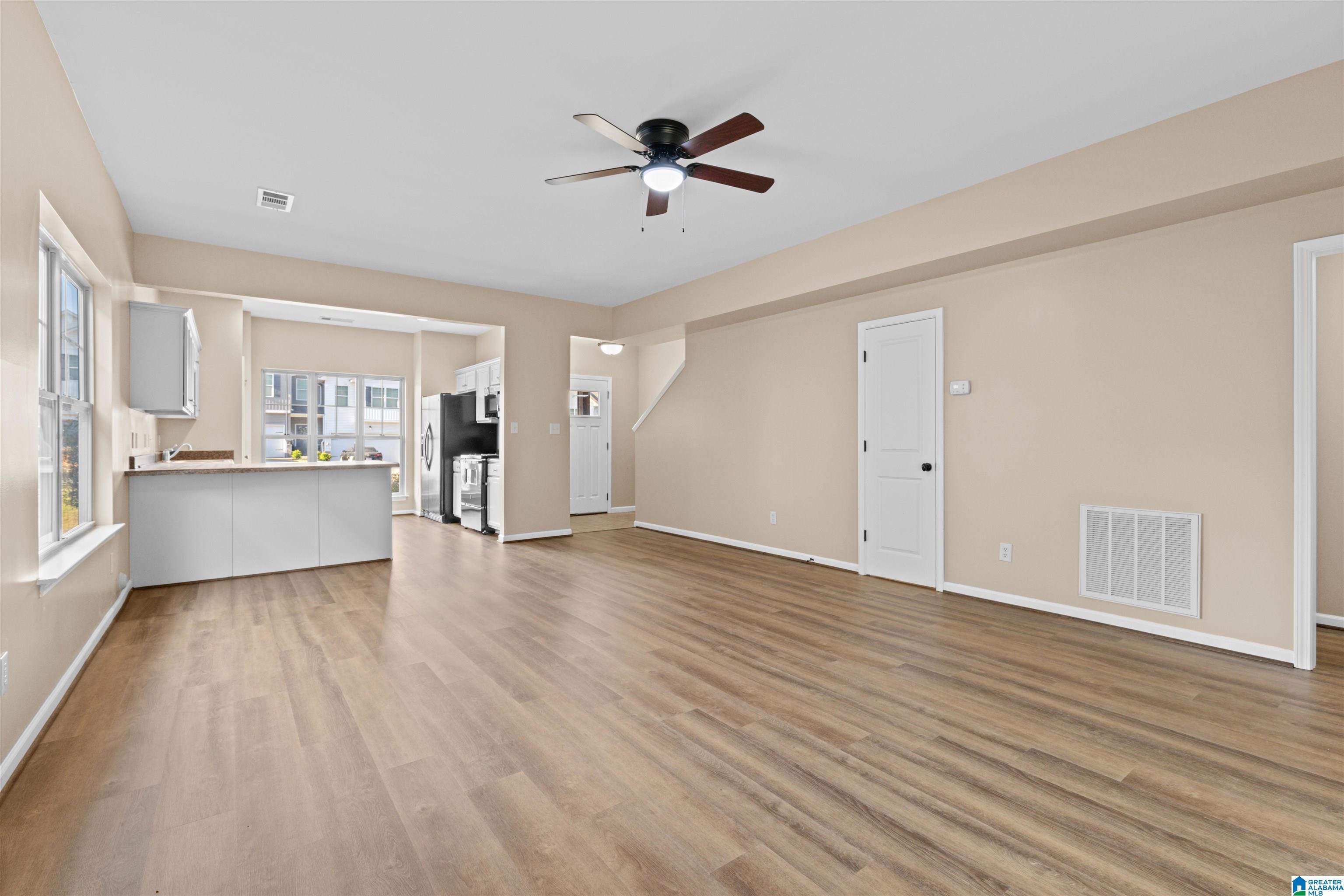 520 THE HEIGHTS LANE