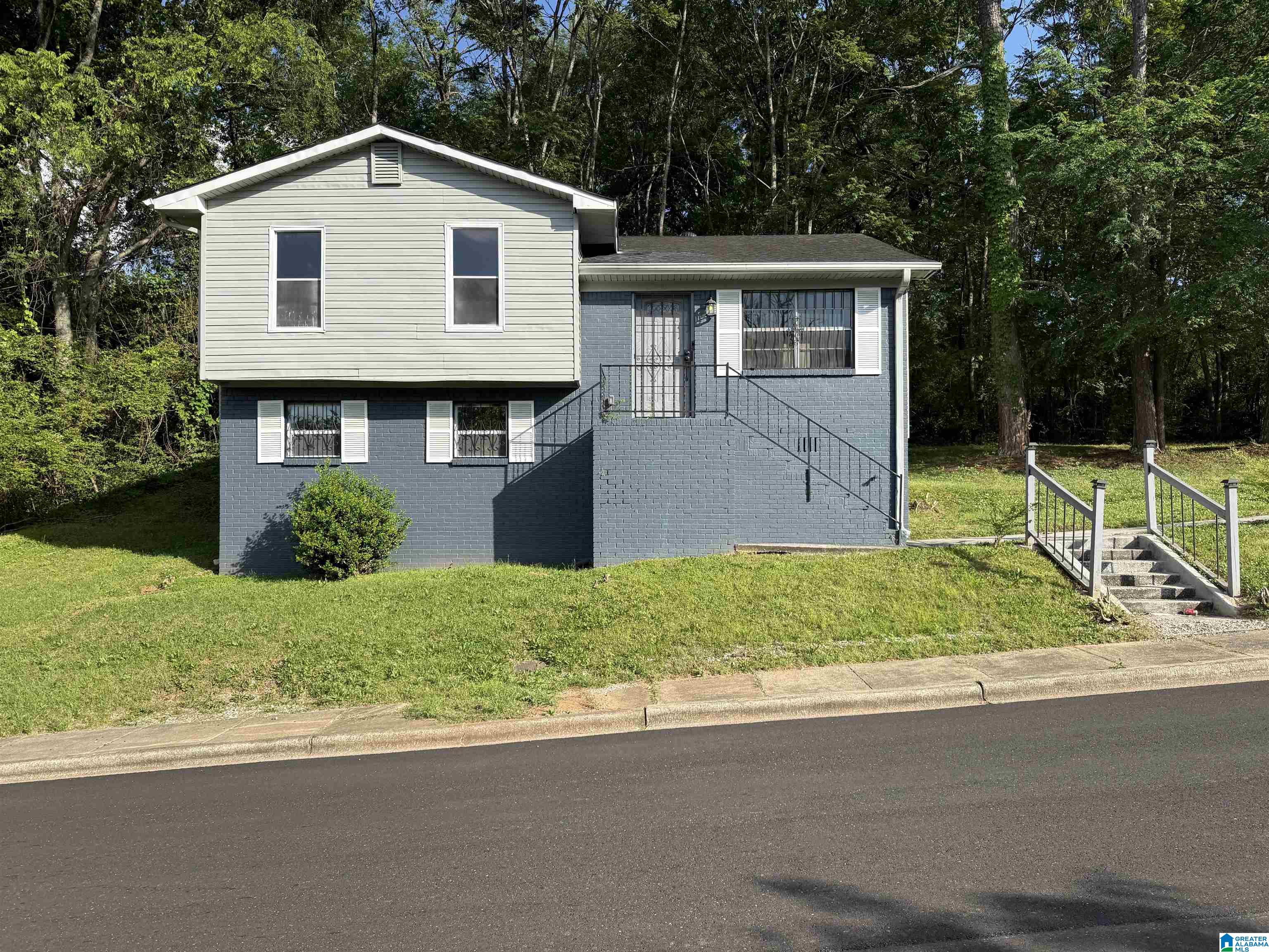 Photo 1 of 44 — 2125 HENRY CRUMPTON DRIVE, BIRMINGHAM, AL 35211