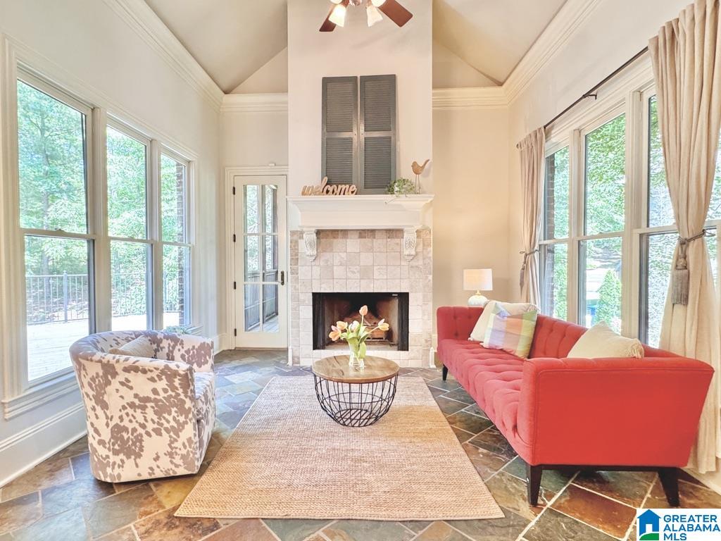 920 TRINITY COURT