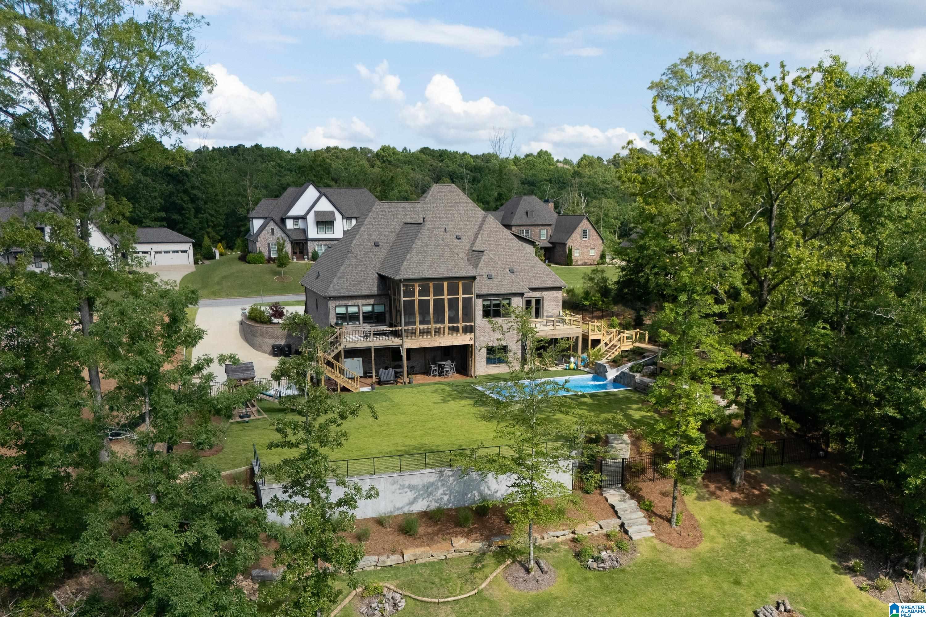 311 SOUTHLEDGE PLACE