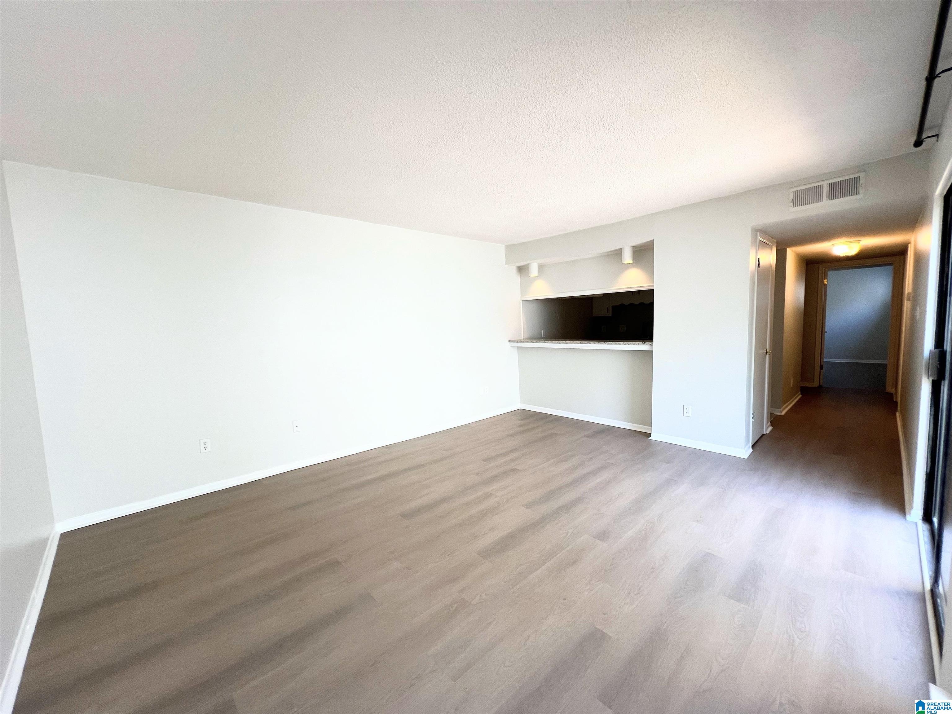 3350 ALTAMONT ROAD C9