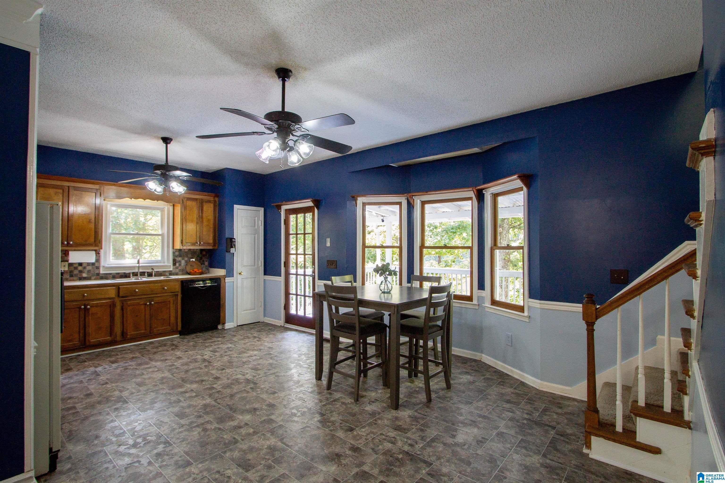 6170 LAKESIDE DRIVE