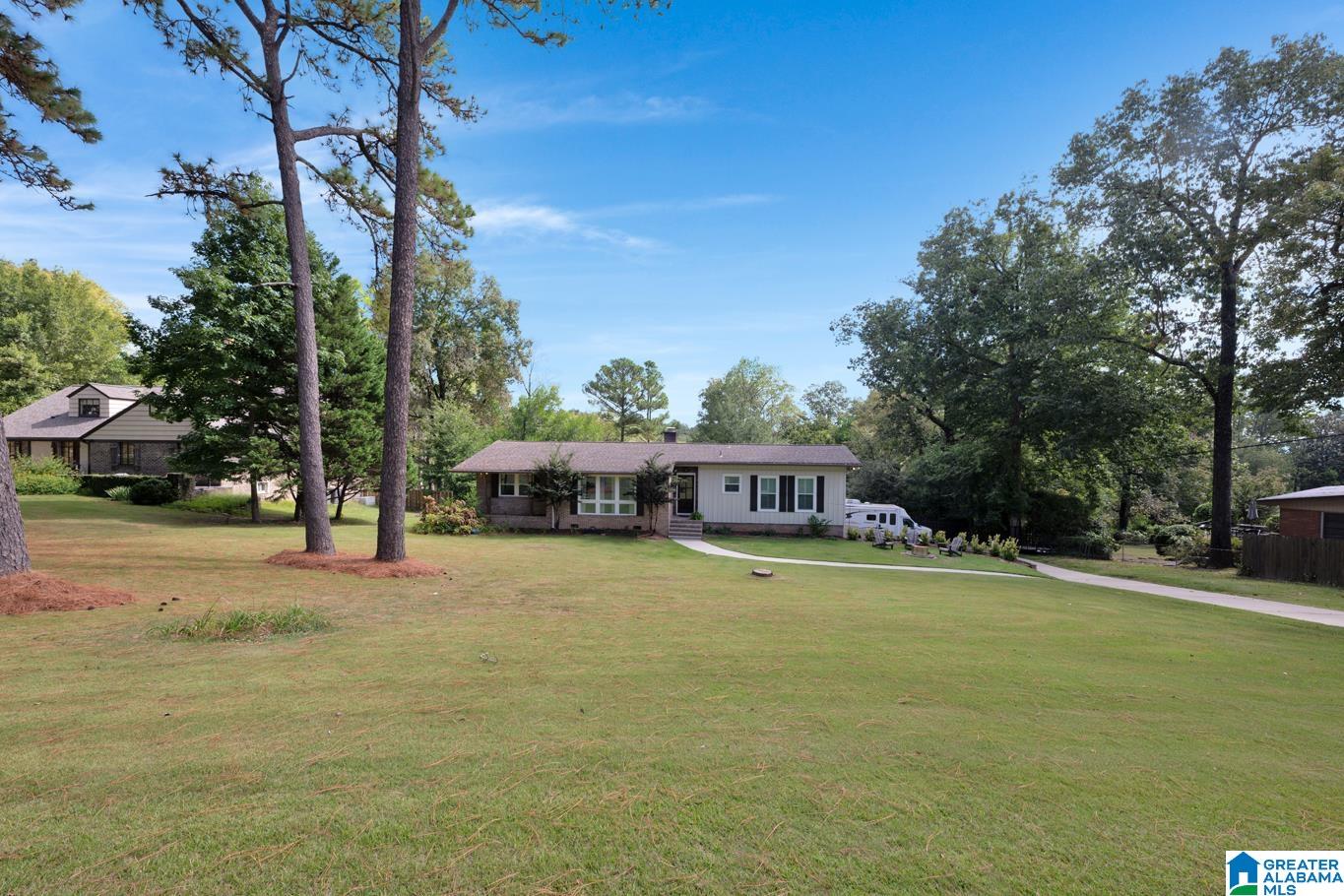 2565 MOUNTAIN WOODS DRIVE