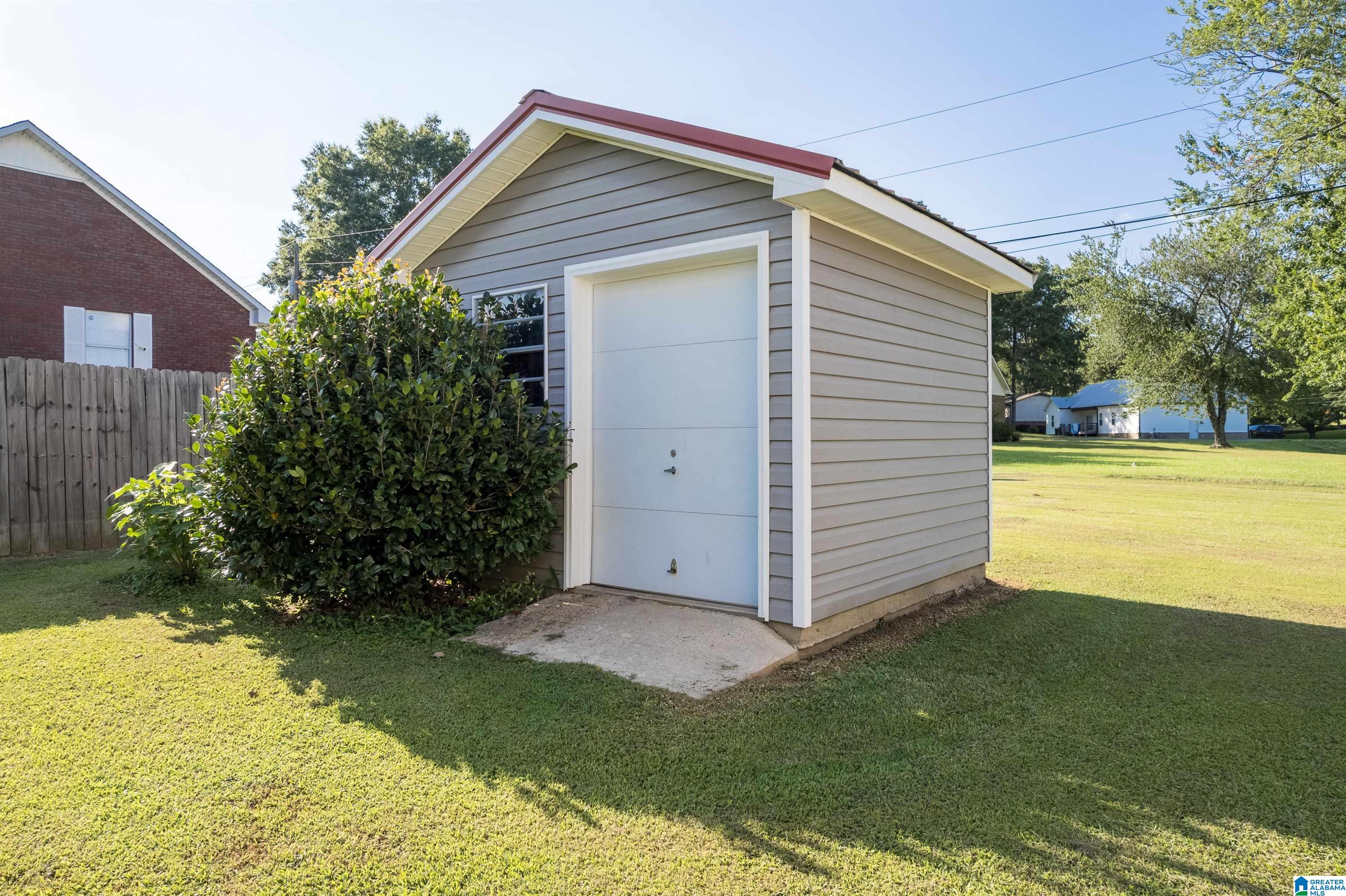 1518 SE 5TH STREET