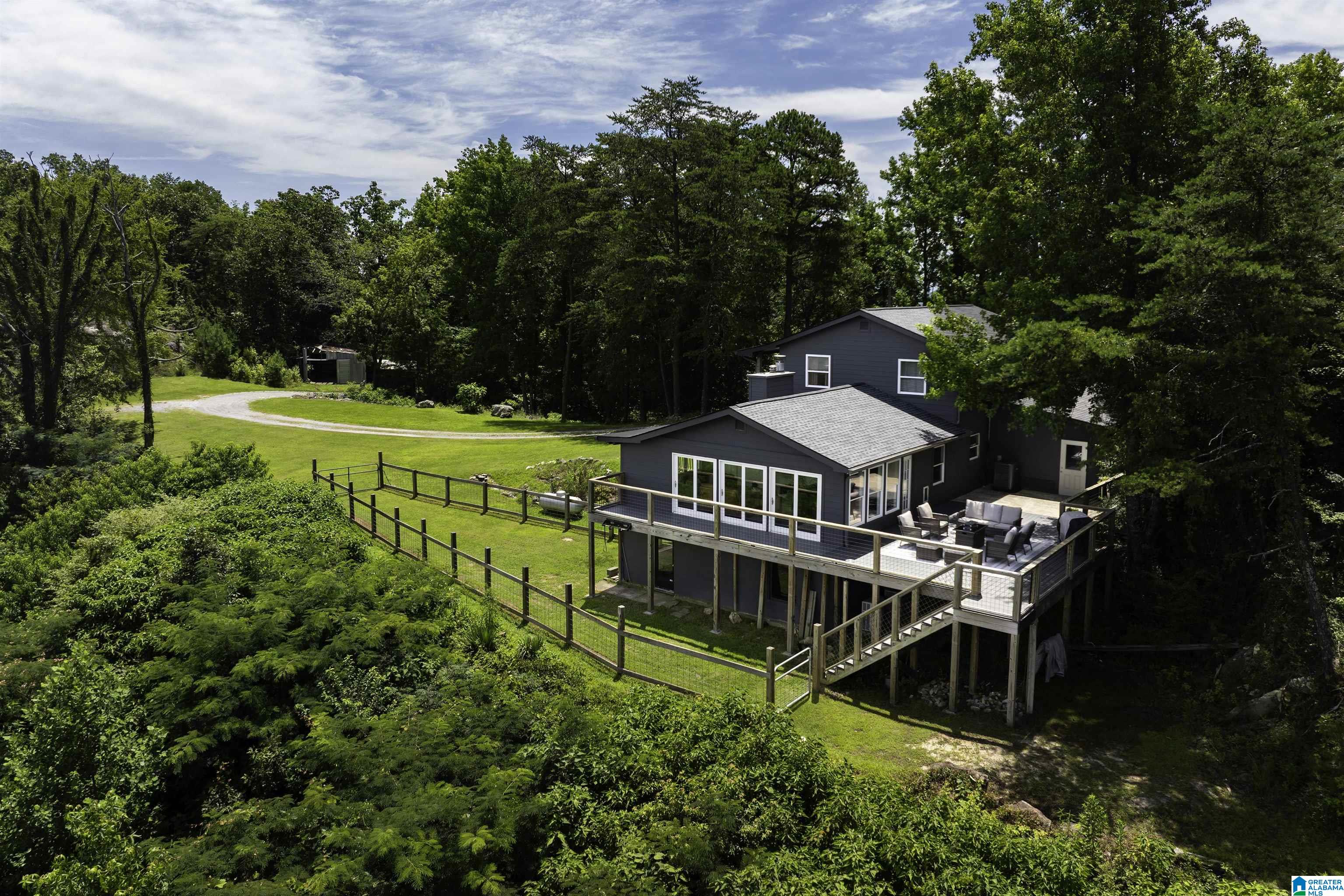 40 LAKE VIEW CIRCLE
