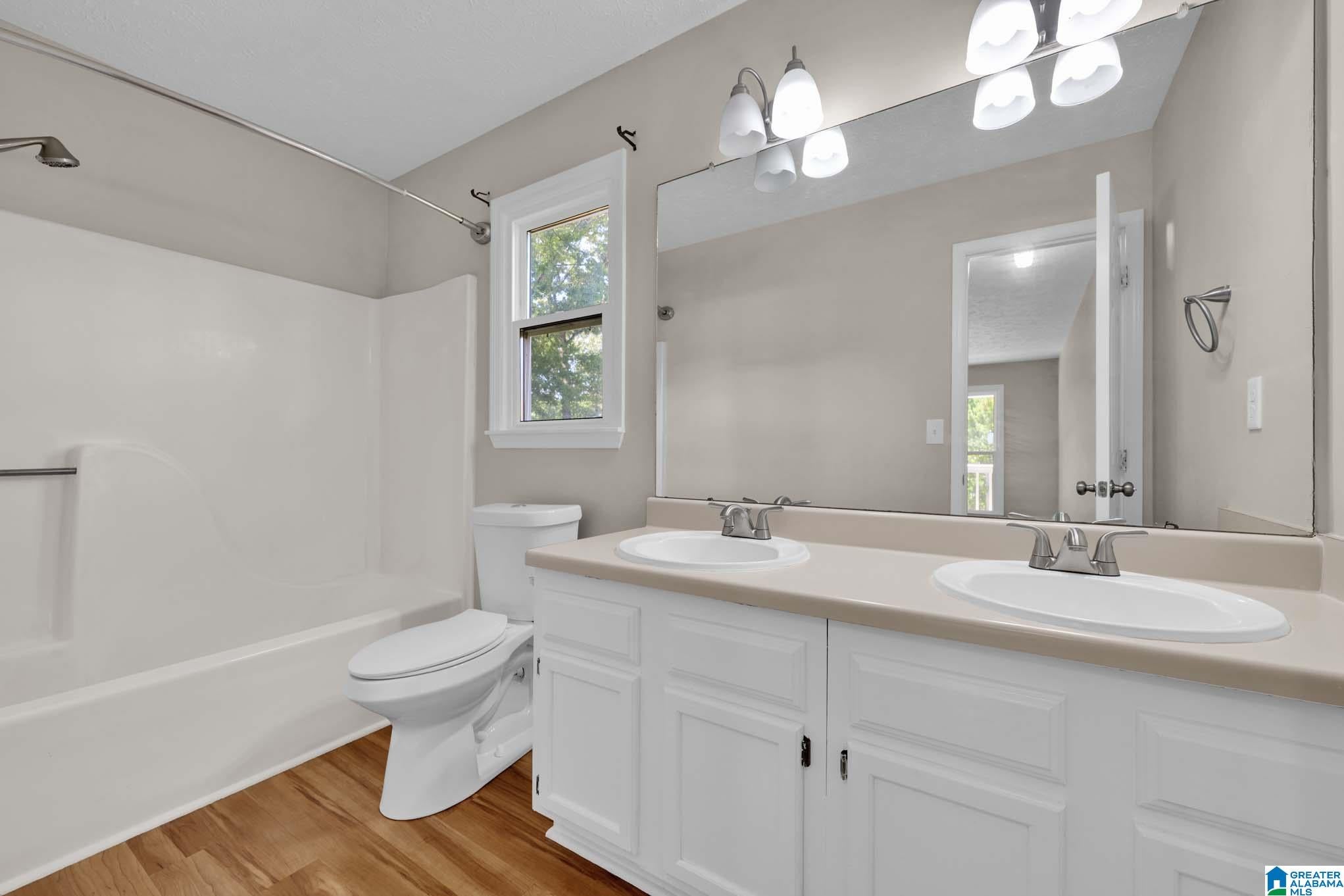 625 OLDE TOWNE LANE