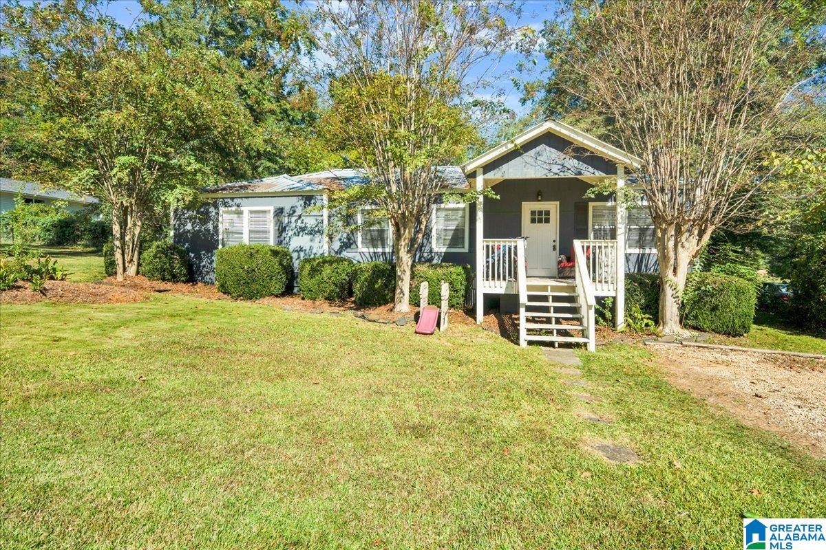 2121 BROOKVIEW DRIVE