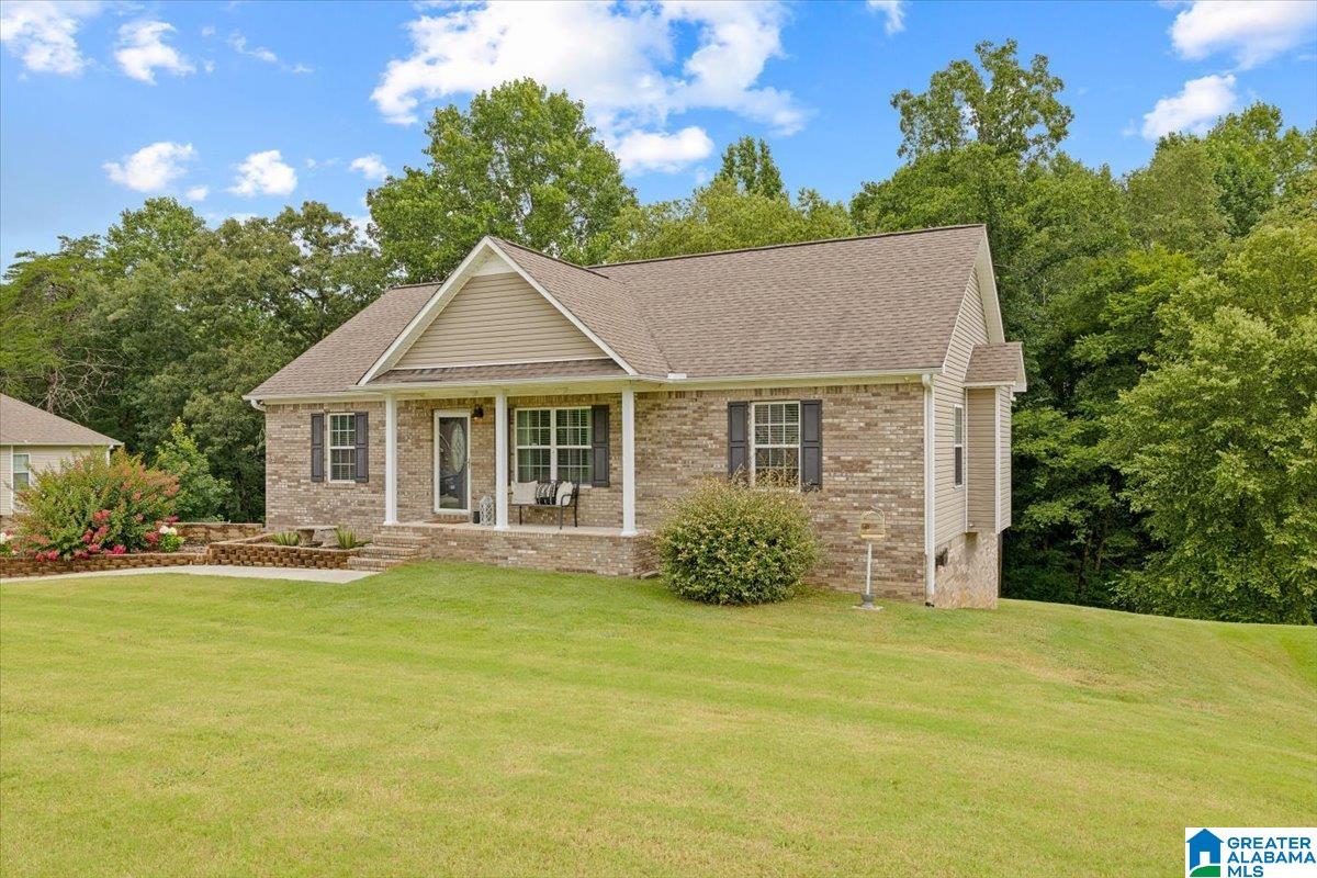 226 THORNBERRY DRIVE