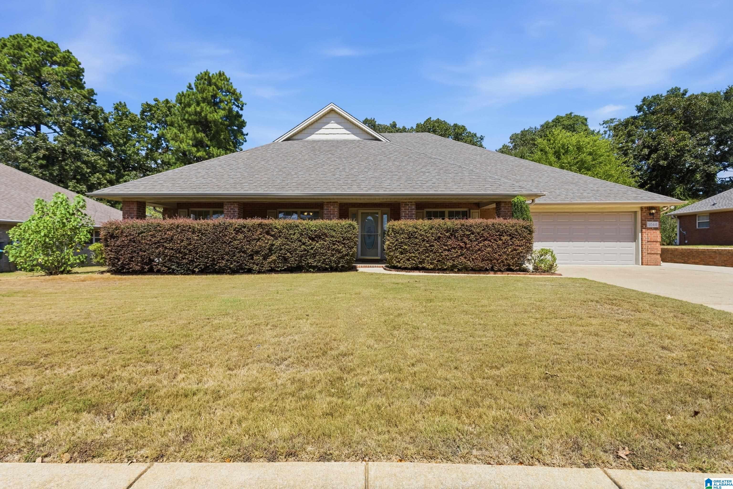 1040 HIDDEN FOREST DRIVE - Photo 2