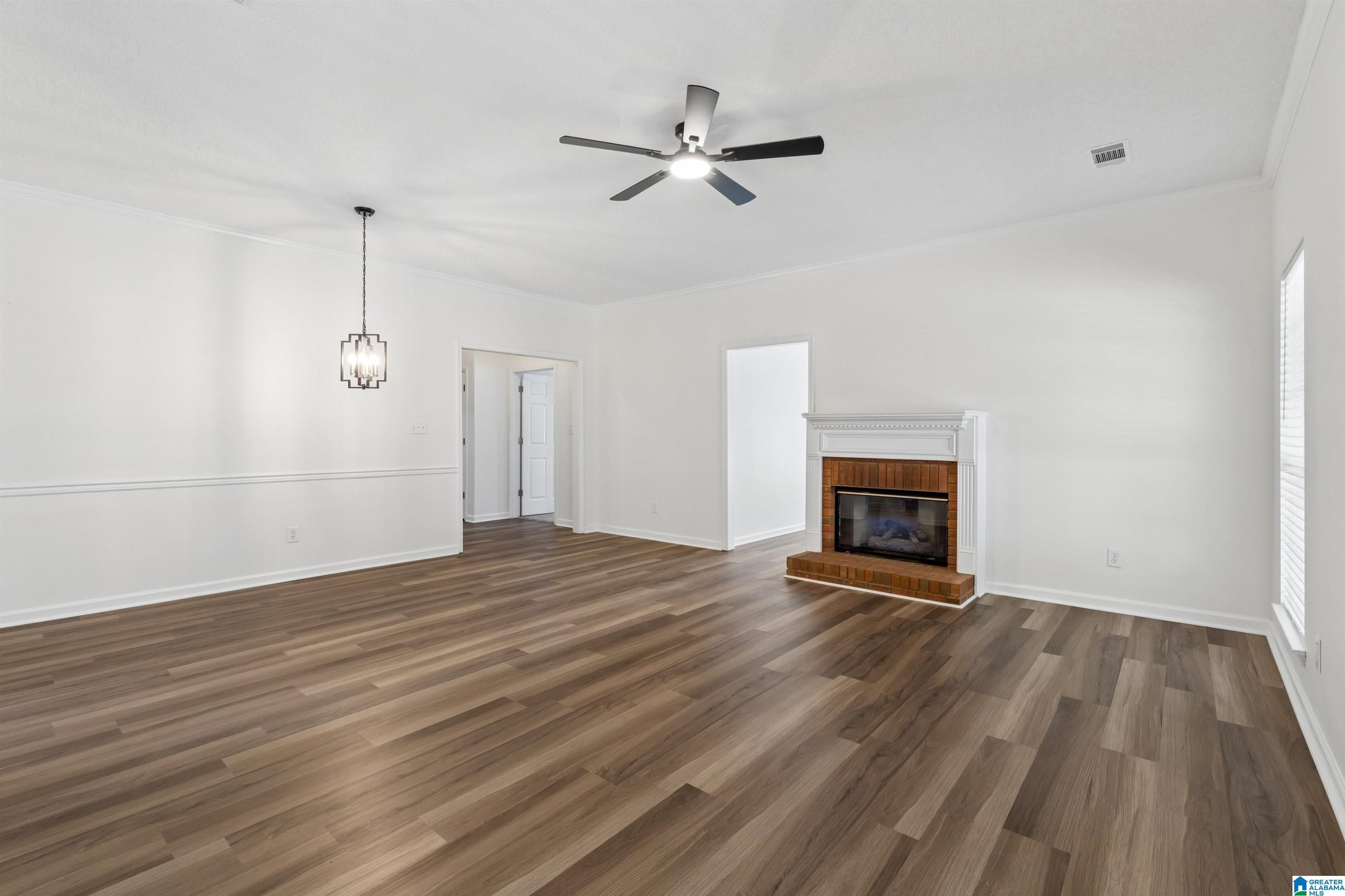 1118 HALE CIRCLE