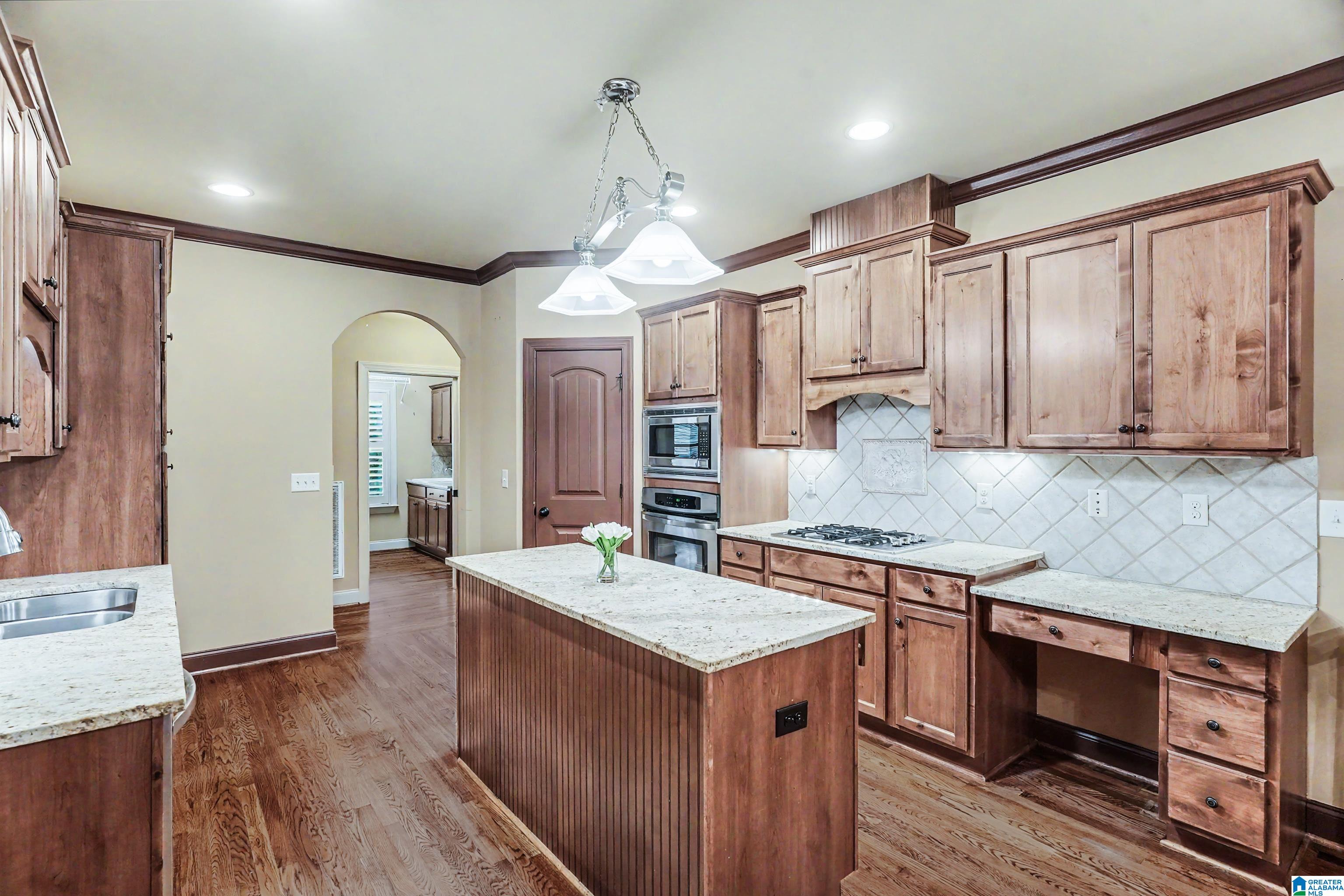 2048 FOREST MEADOWS CIRCLE