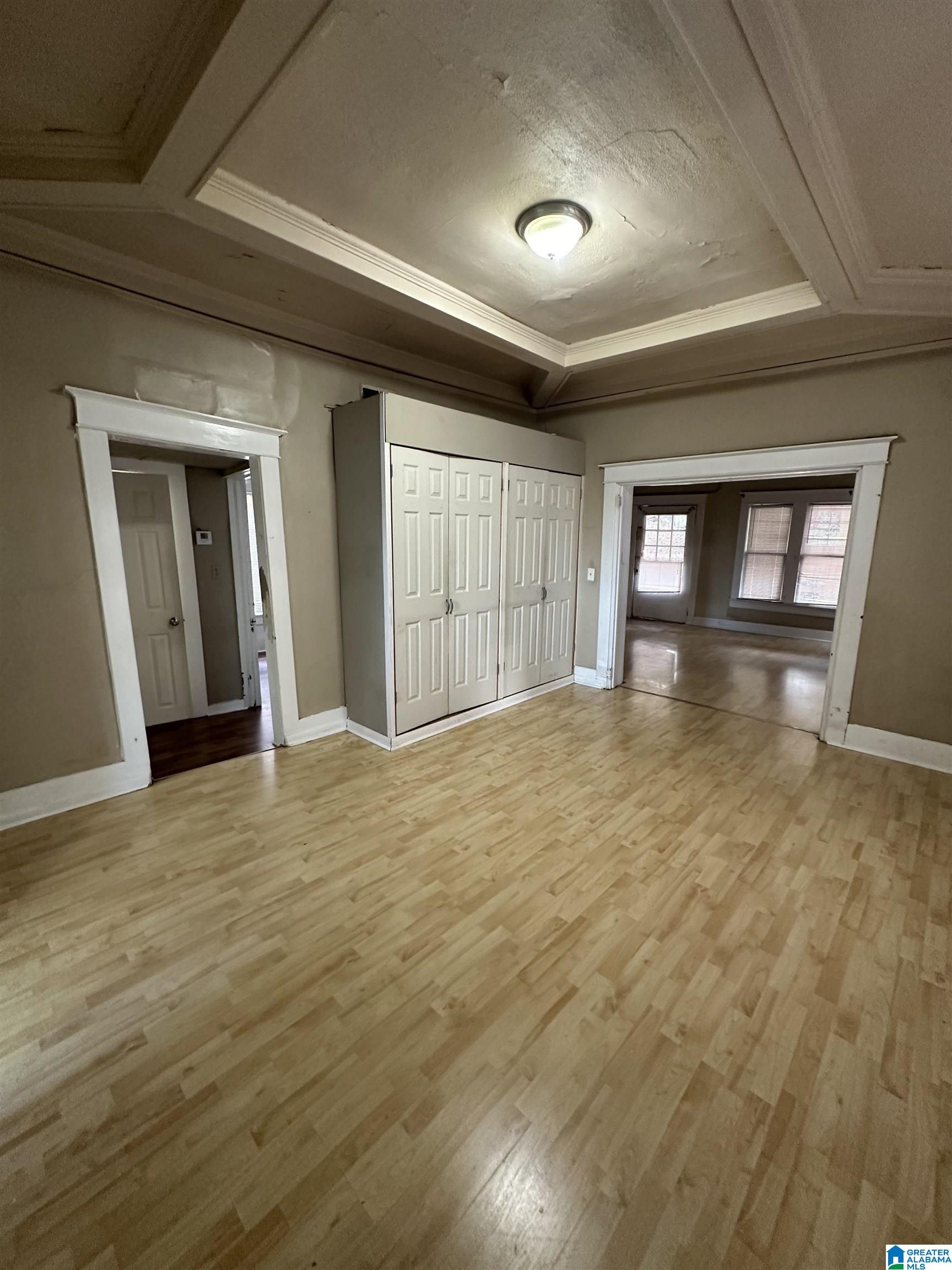 1502 16TH AVENUE S A