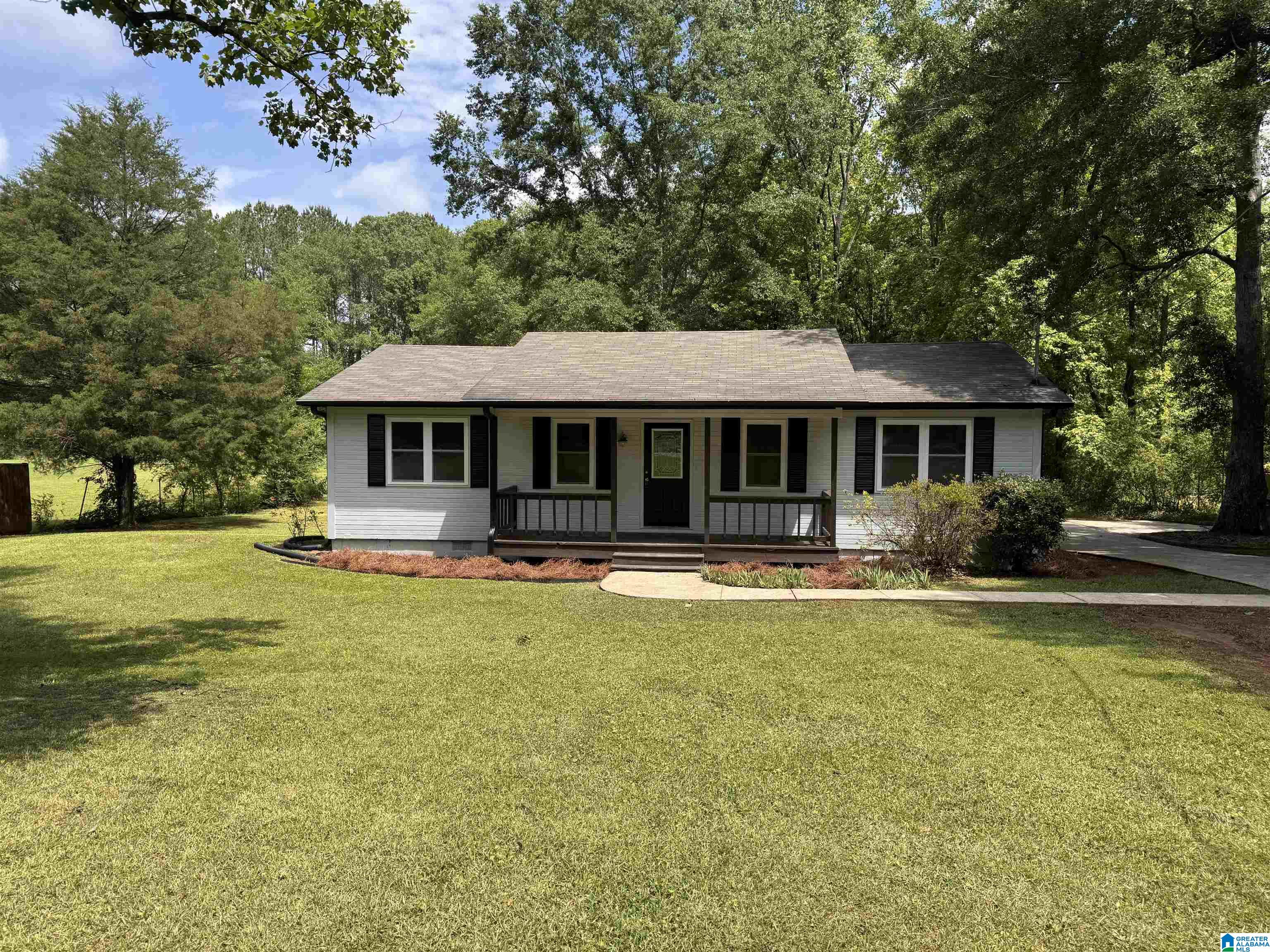 907 BURNT PINE DRIVE