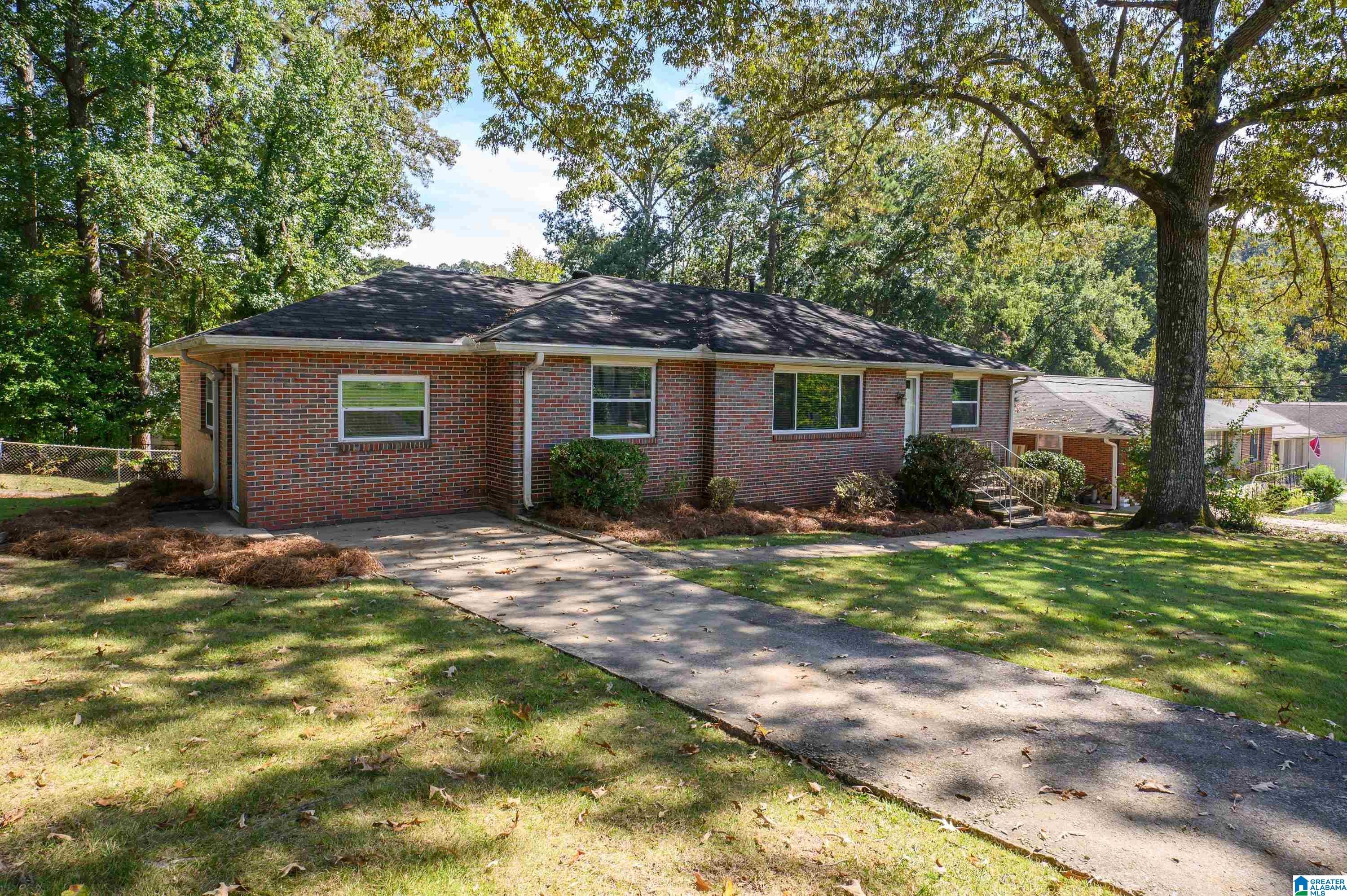 401 REDWOOD STREET