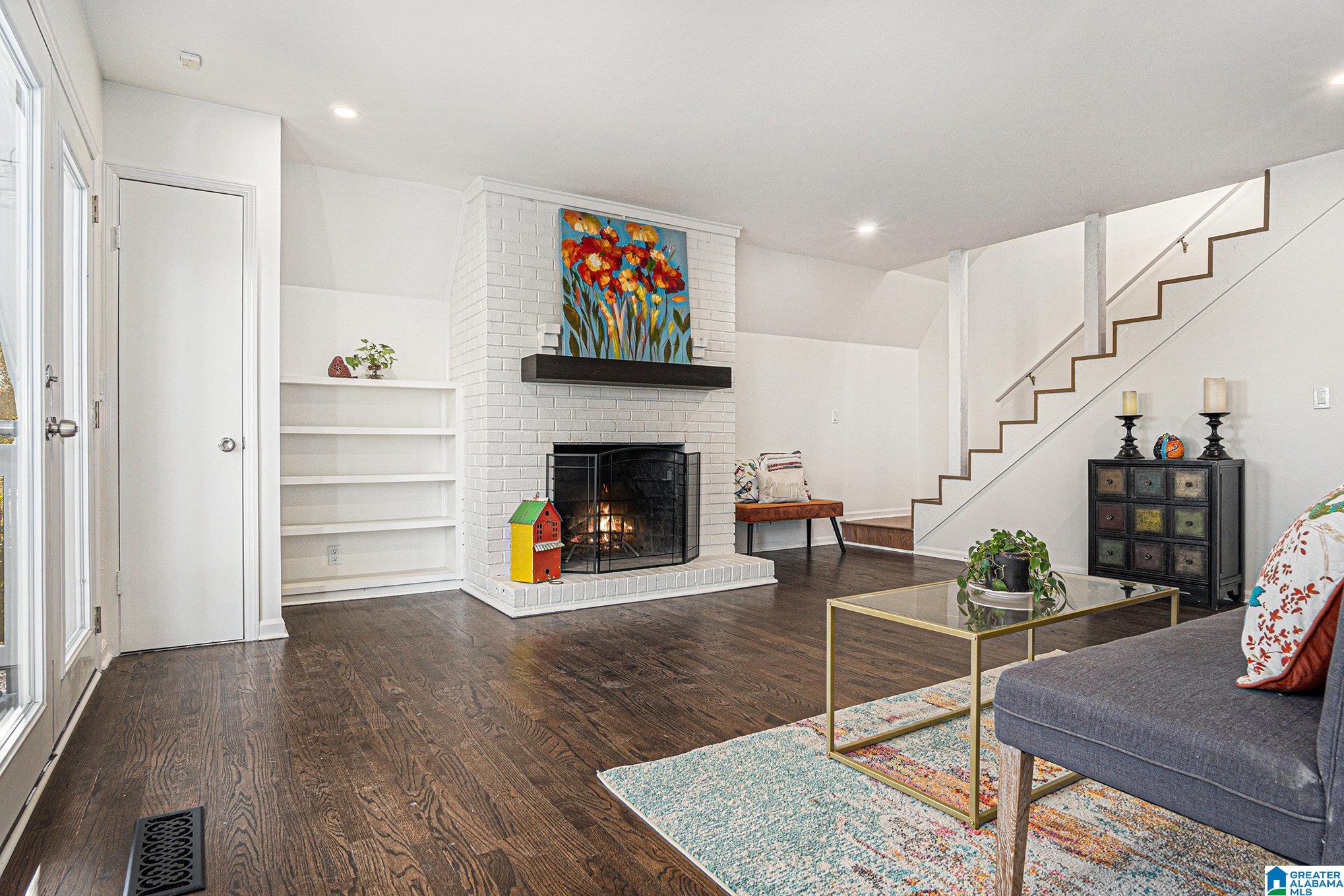 108 HICKORY HILLS DRIVE