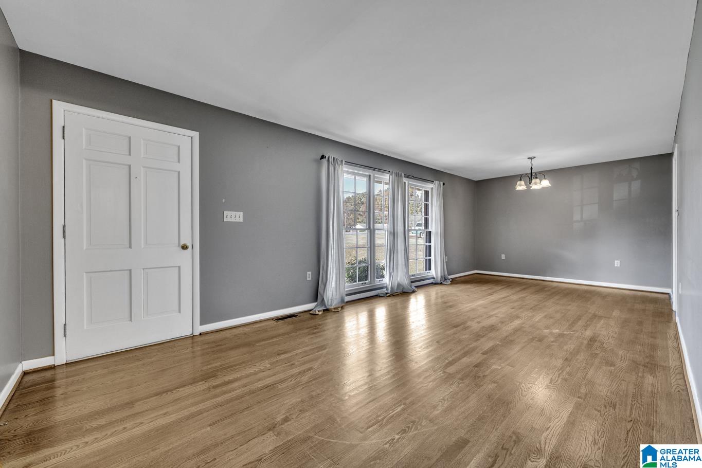 2105 PINEHURST DRIVE