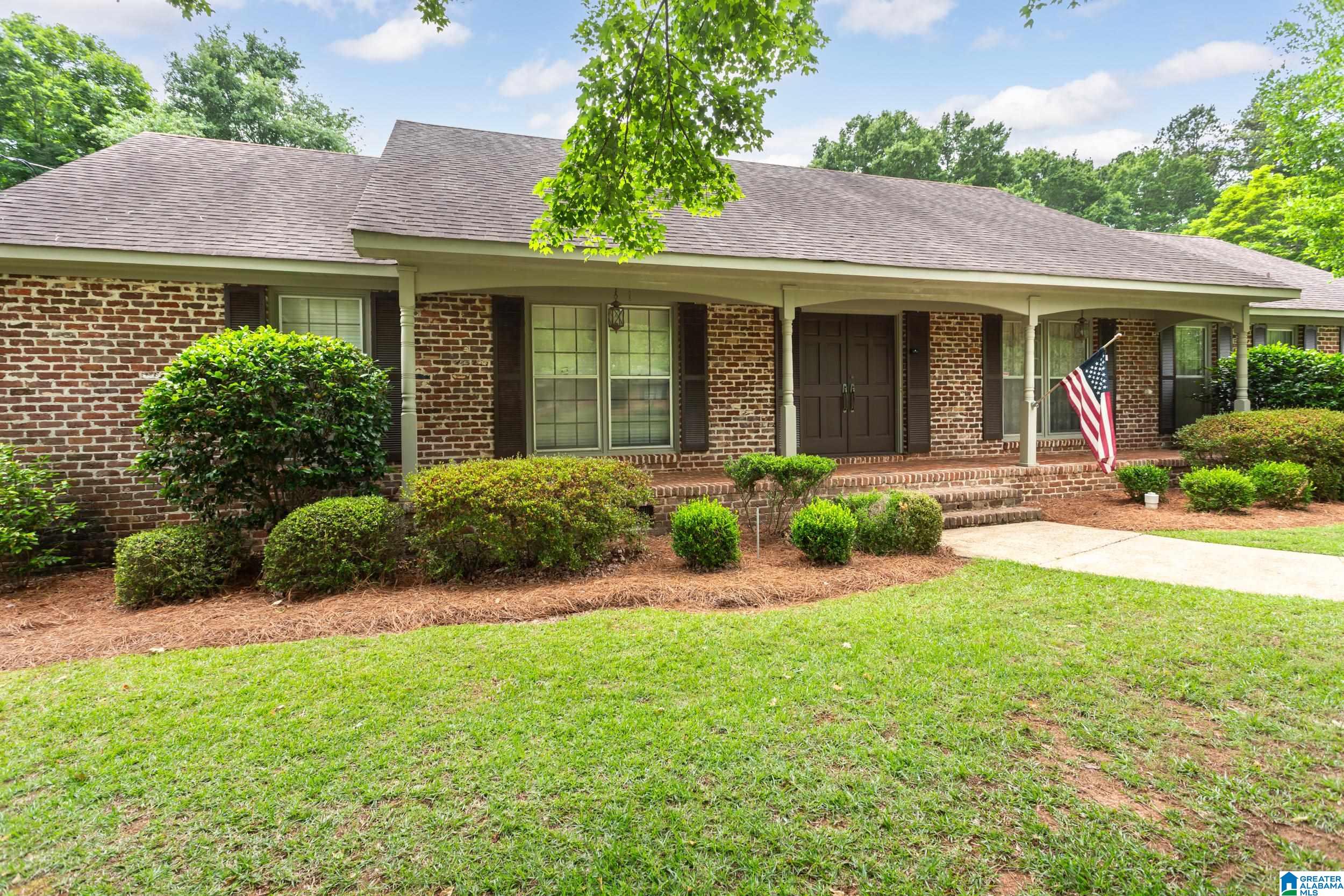 1123 SHADY LANE CIRCLE