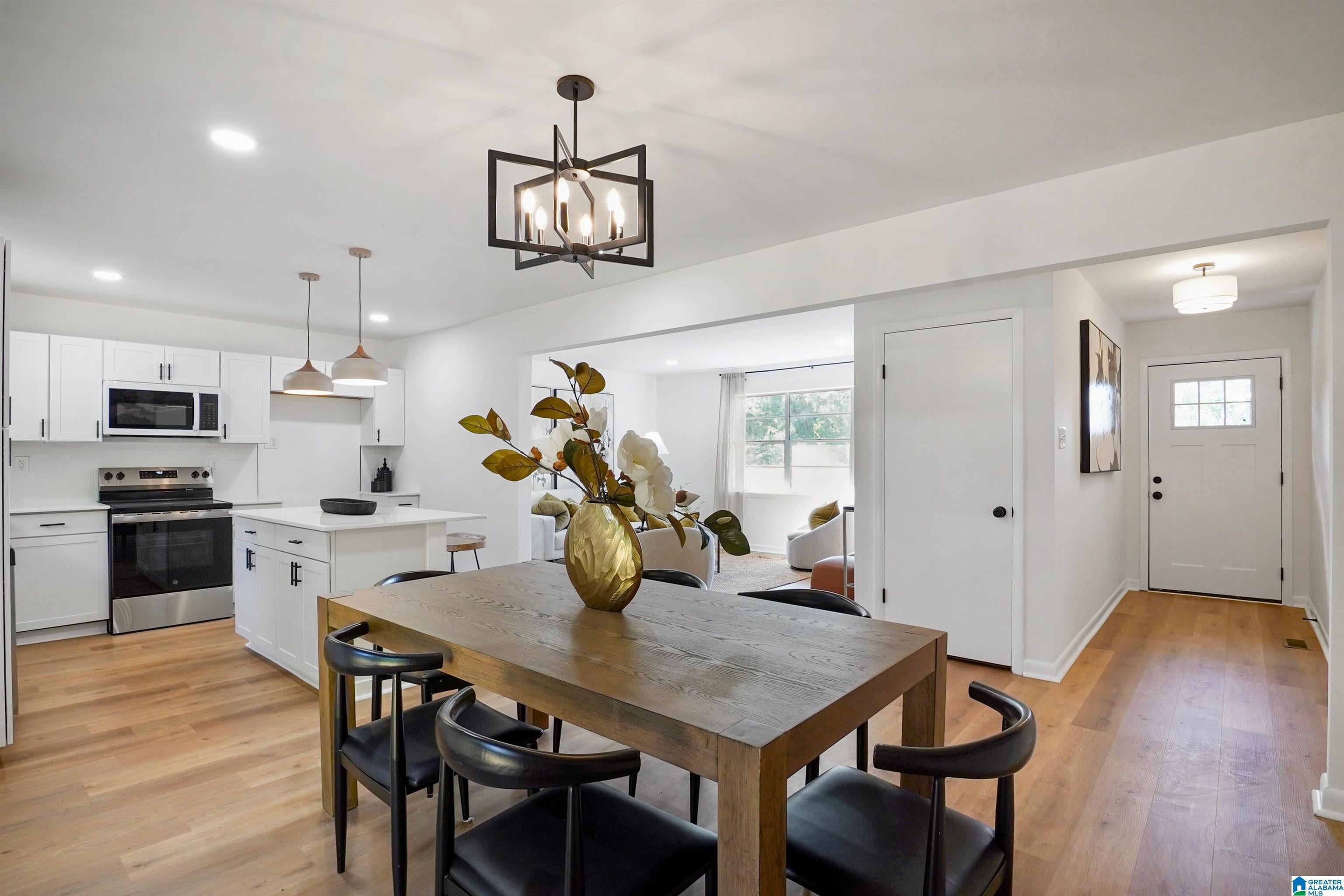 1013 FERRO AVENUE - Photo 3
