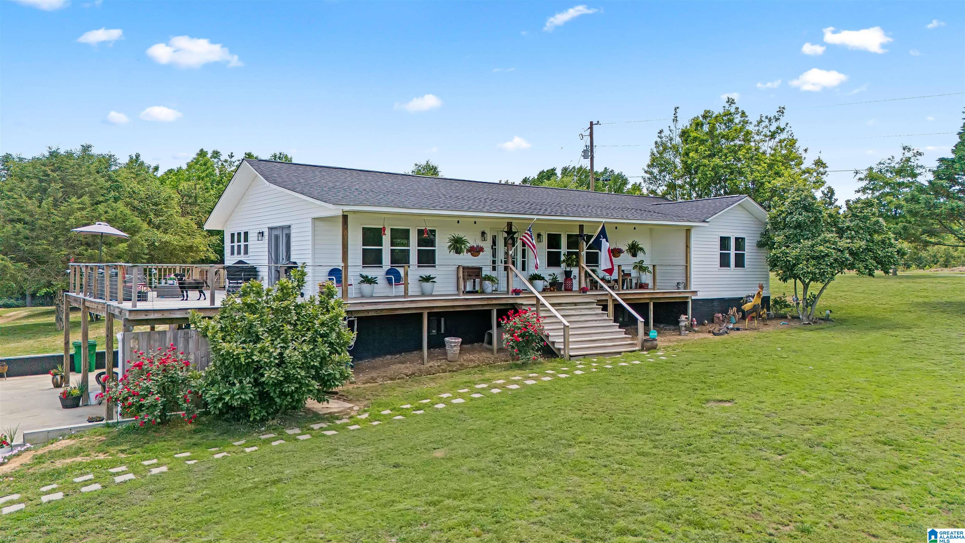 Photo 1 of 38 — 4183 COUNTY ROAD 1212, VINEMONT, AL 35179