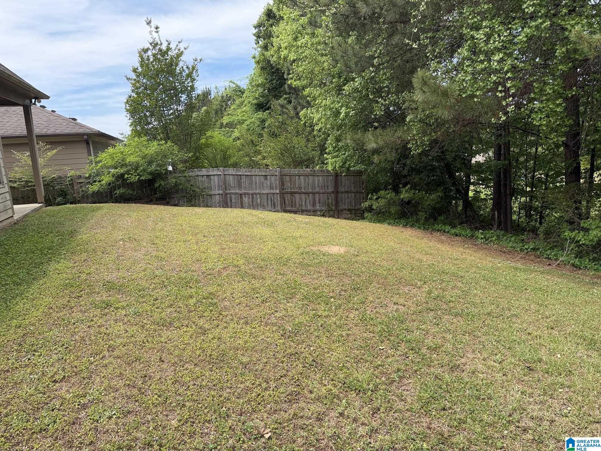 513 FOX RUN LANE