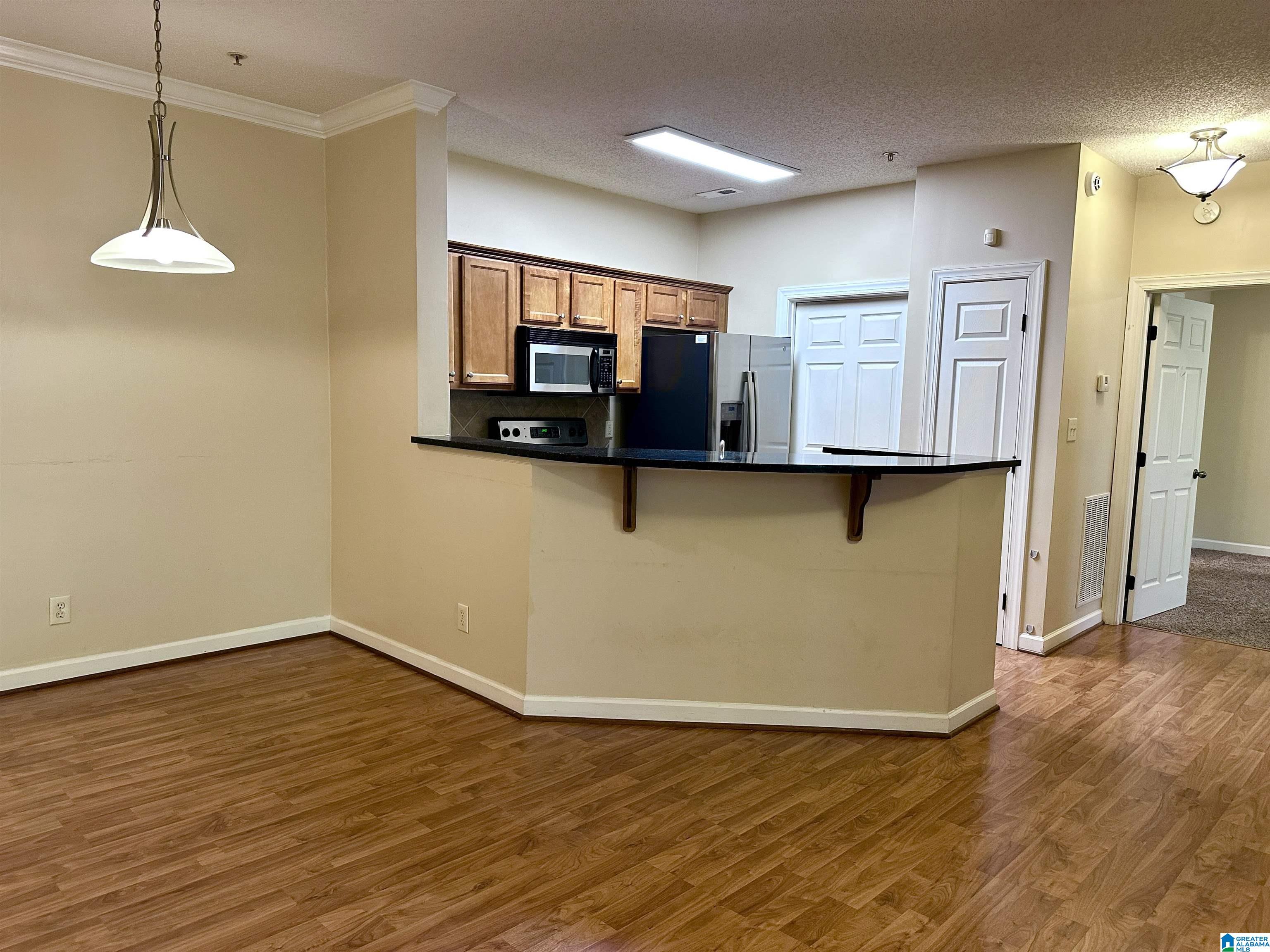 208 STERLING OAKS DRIVE 208