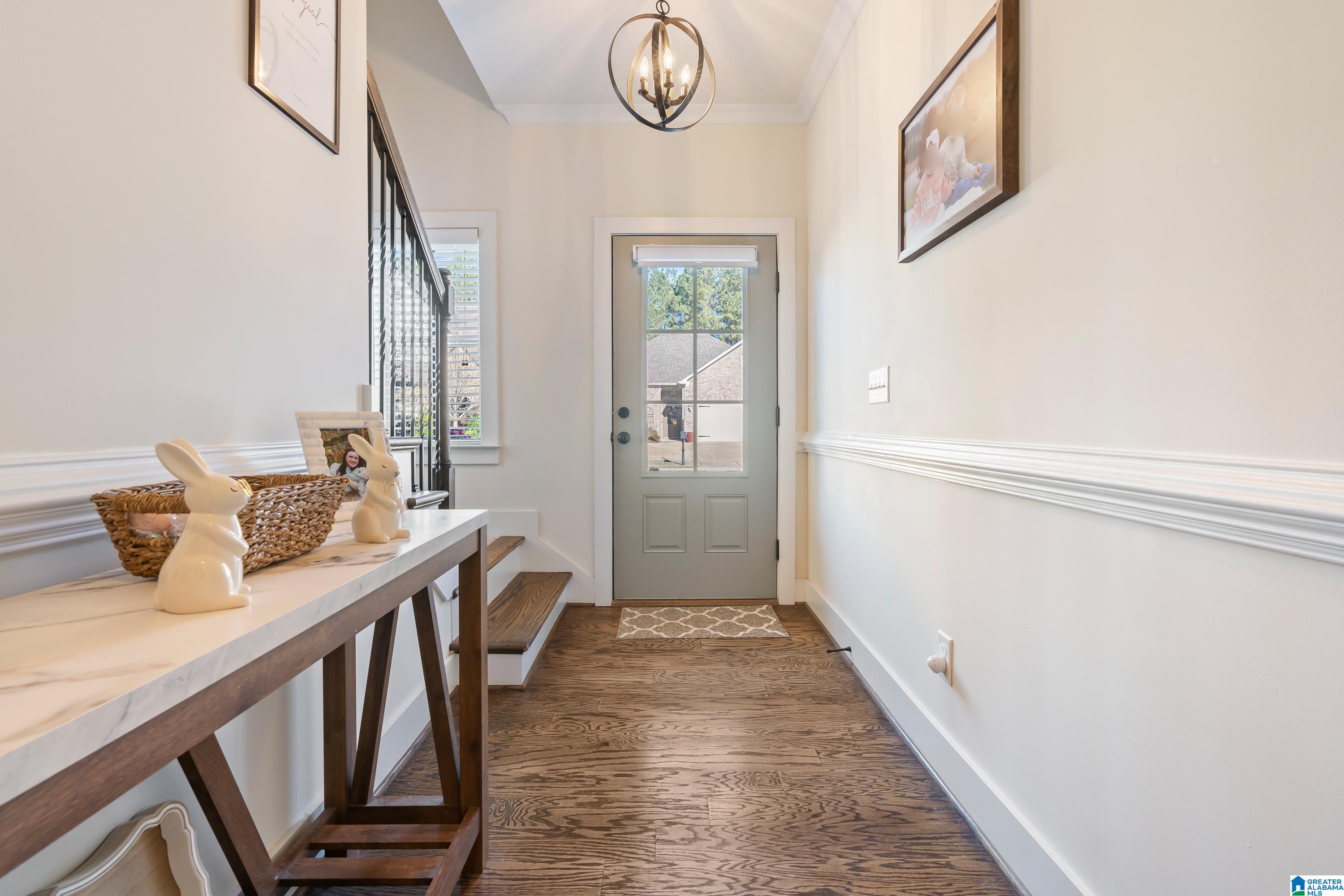 587 GRAYSON PLACE